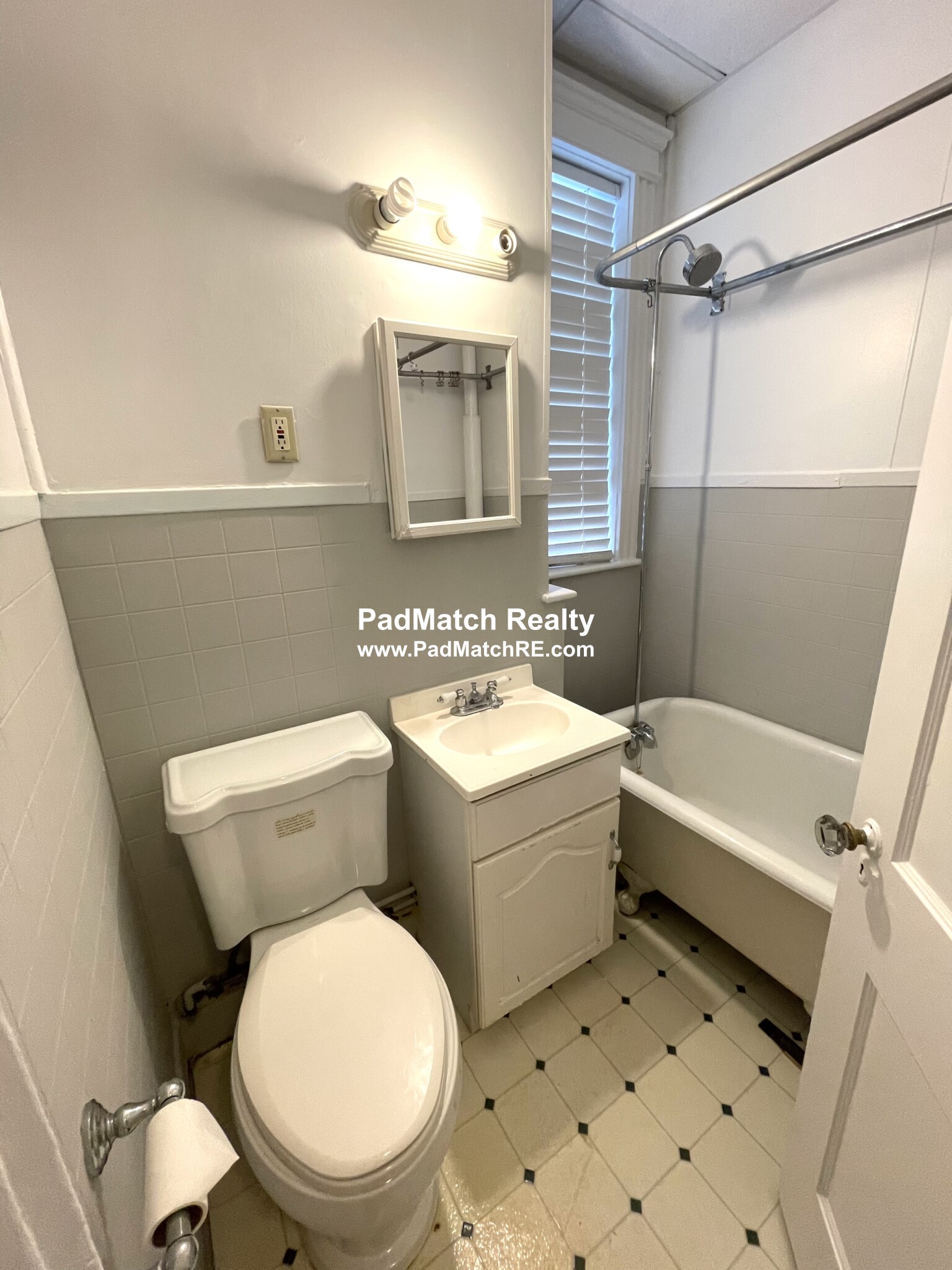 1 bed, 1 bath apartment for rent at 211 Park Dr Unit 44, Fenway — photo 11 of 17