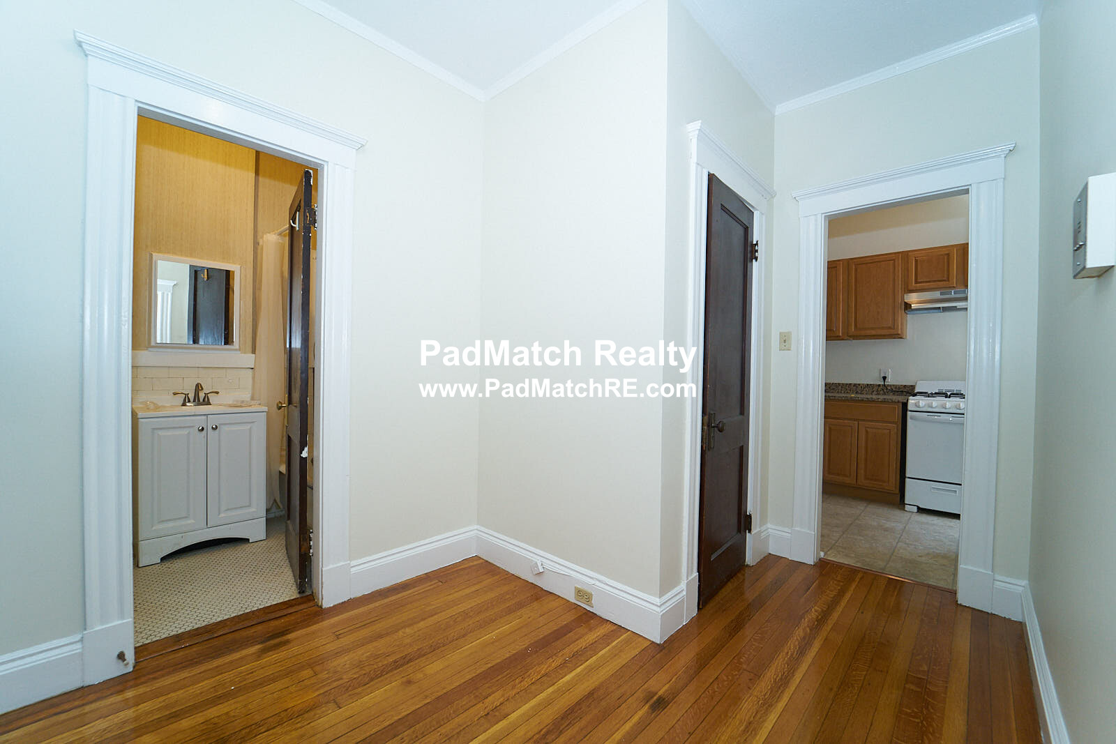 Studio bed, 1 bath apartment for rent at 17-19 Washington St Unit 207, Malden — photo 3 of 12