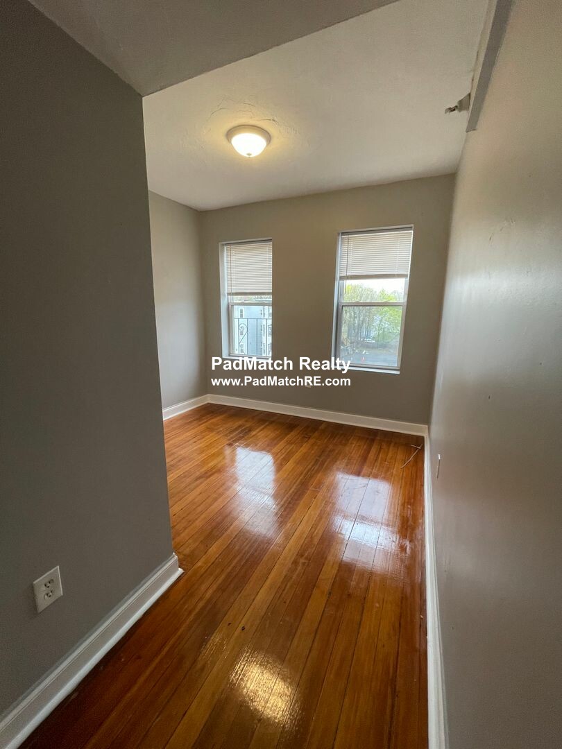 820-828 Blue Hill Ave, Dorchester