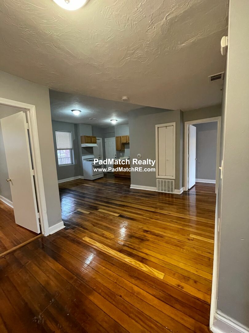 820-828 Blue Hill Ave, Dorchester