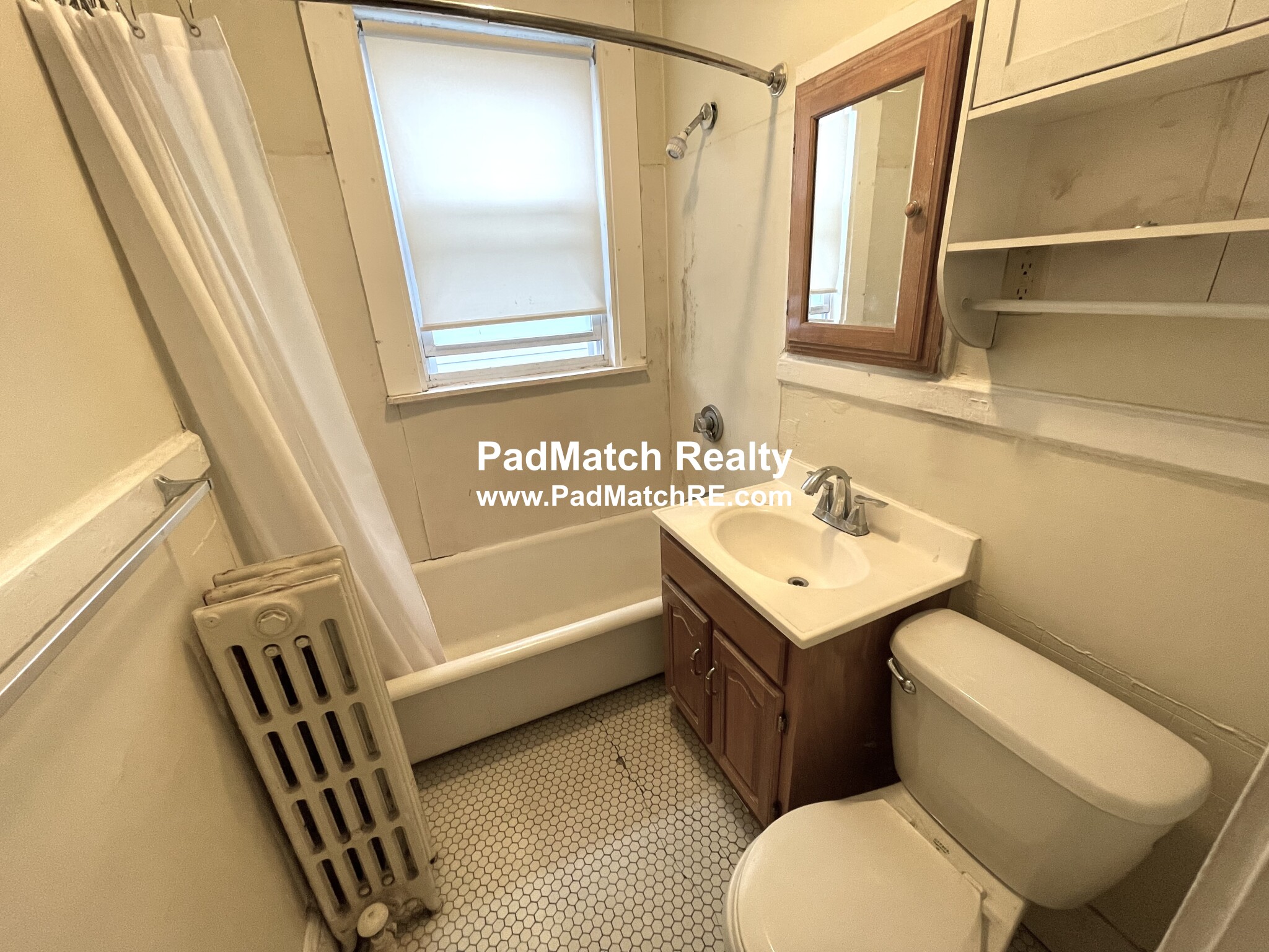 25 Lourdes Ave, Jamaica Plain