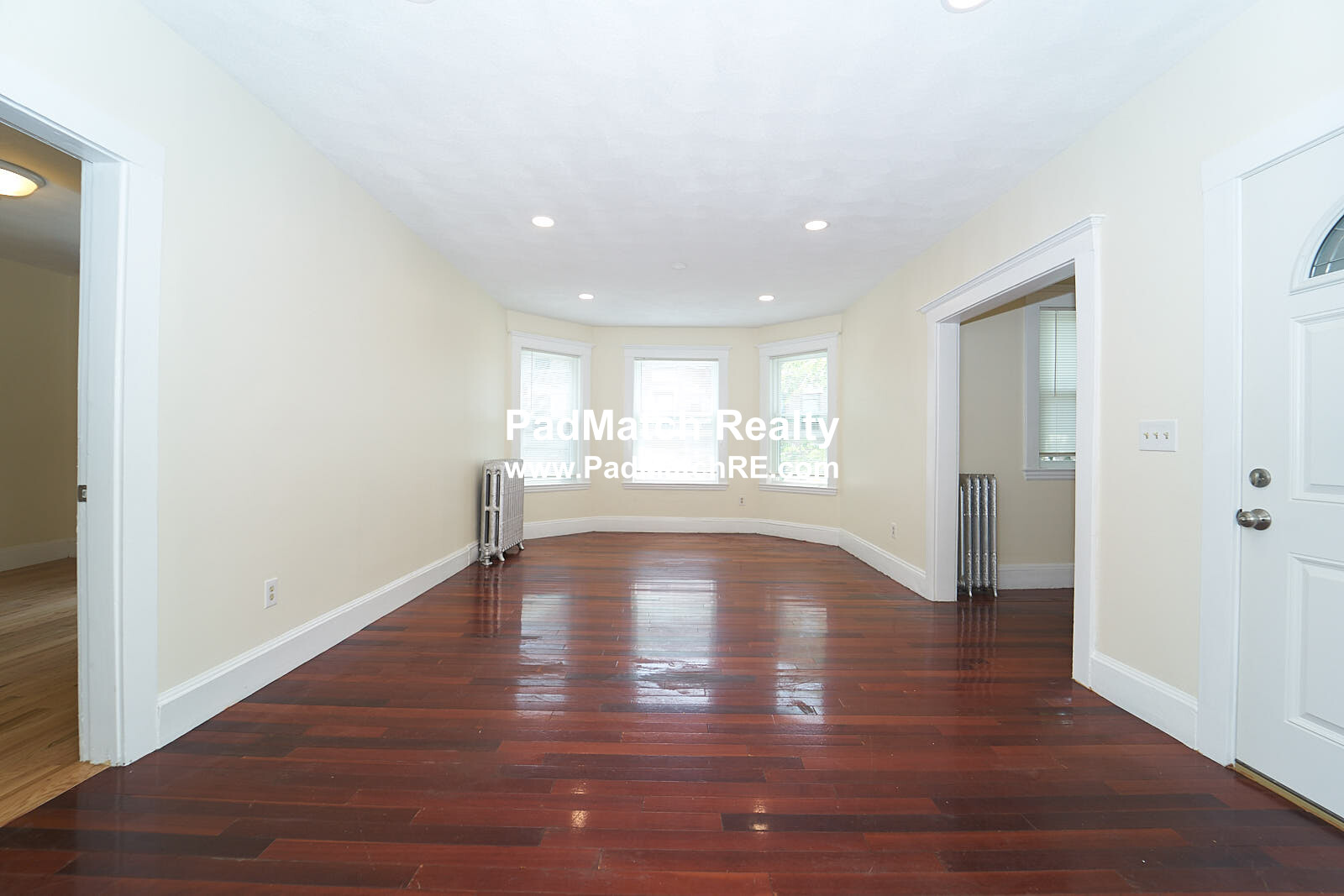 194 Kelton, Allston, MA - 4,600 USD/ month