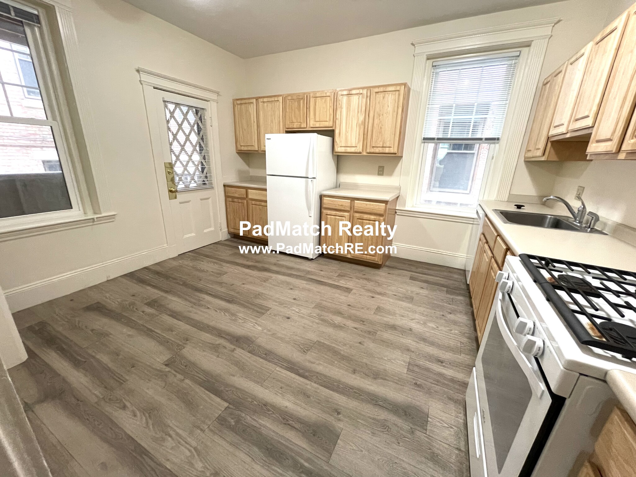 75 Longwood Ave, Longwood