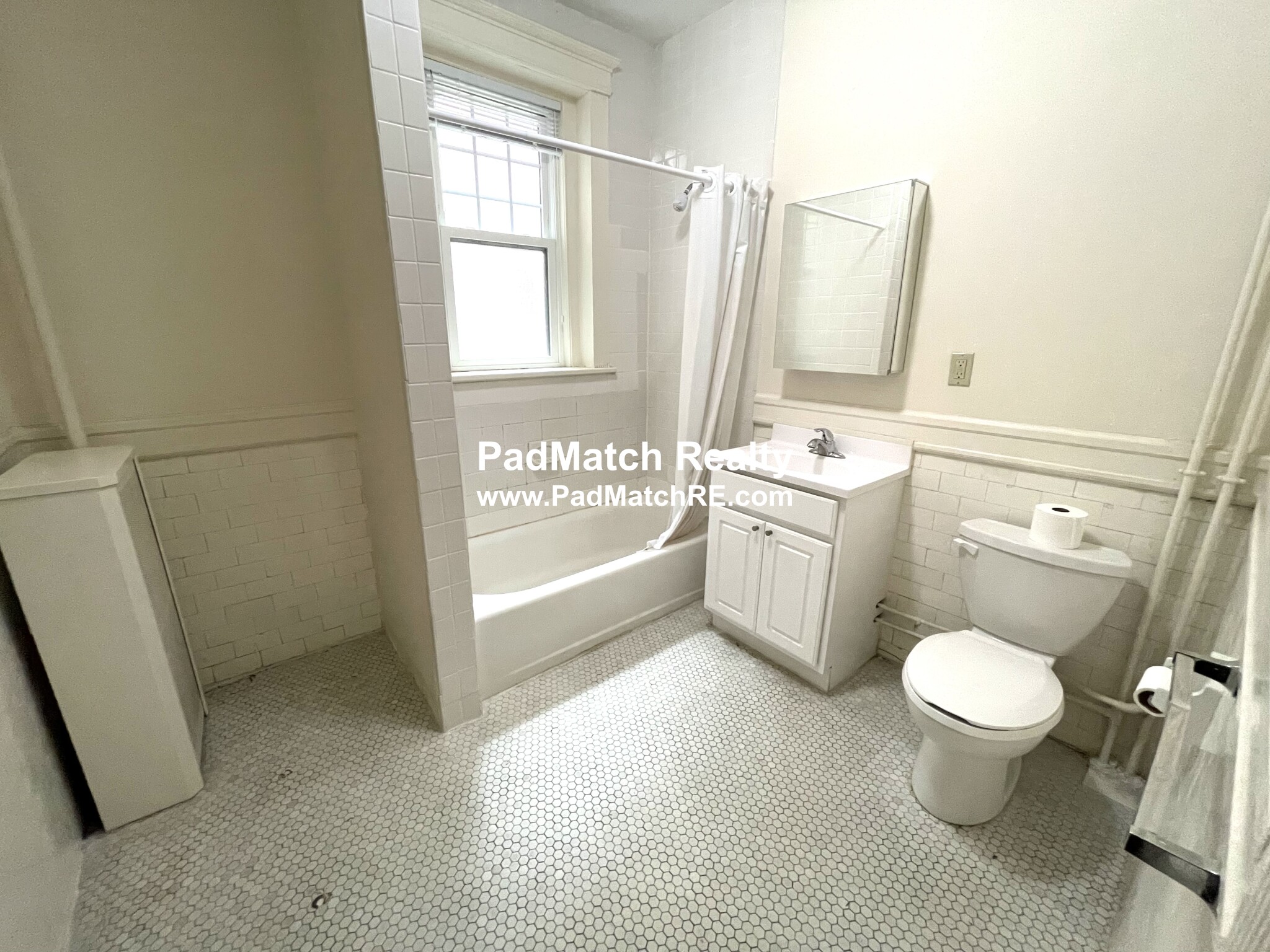 75 Longwood Ave, Longwood