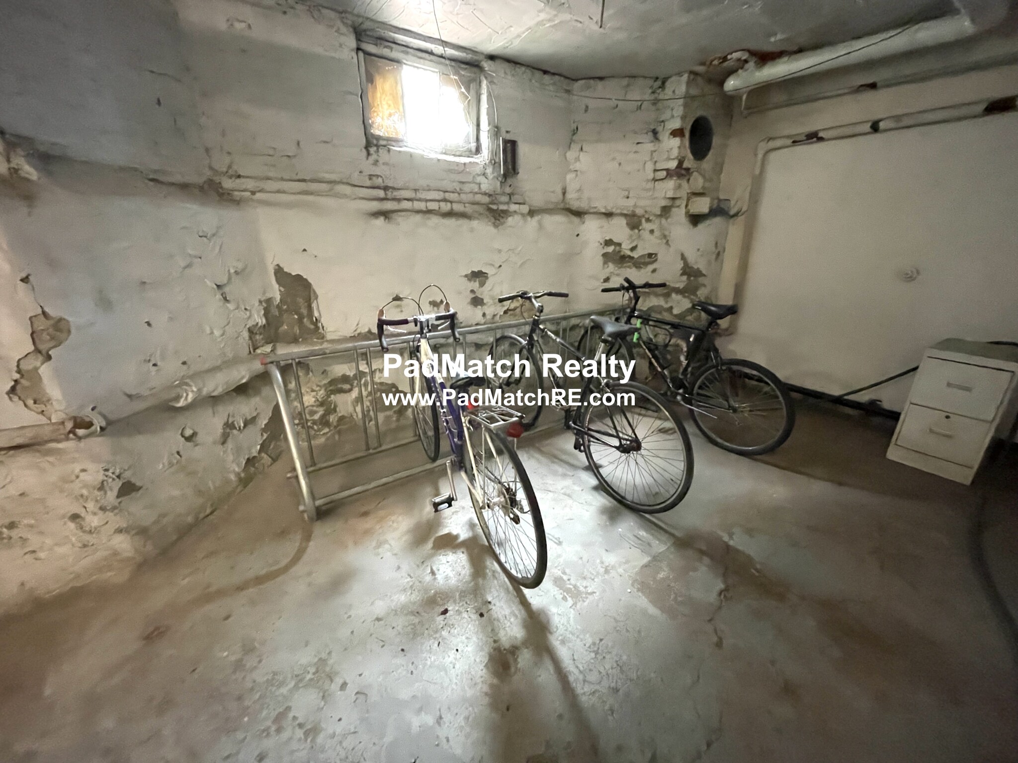 75 Longwood Ave, Longwood