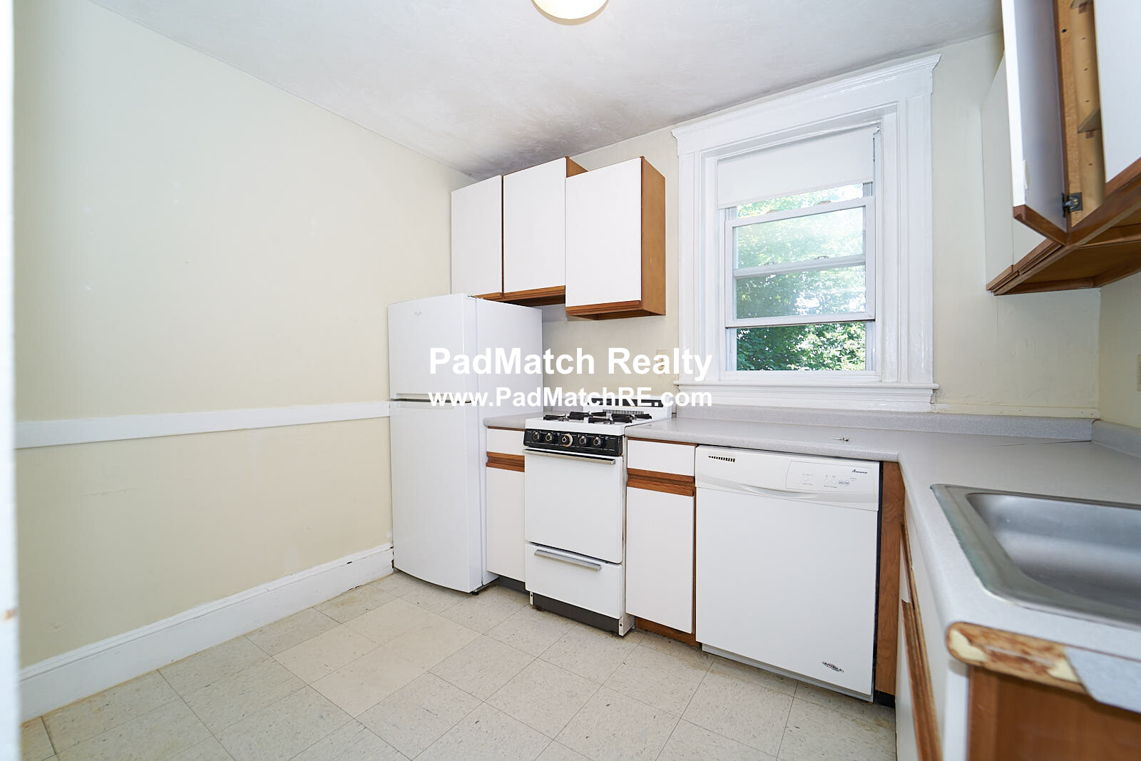 14 Russell St, Quincy
