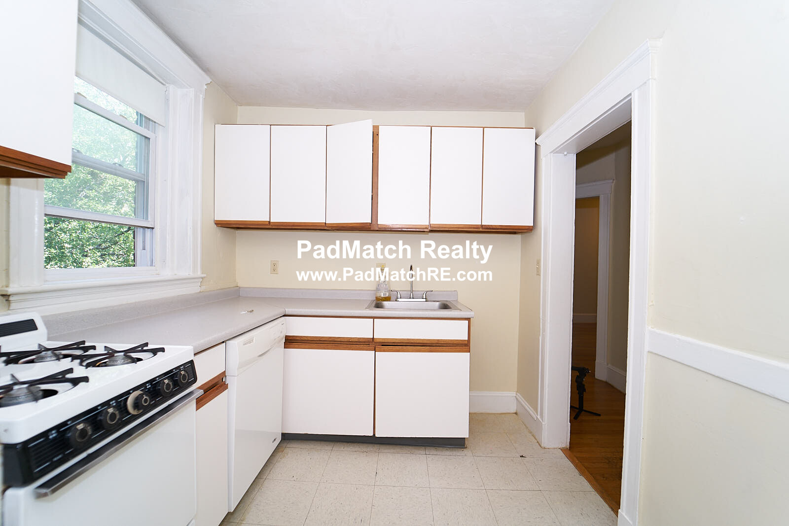 14 Russell St, Quincy