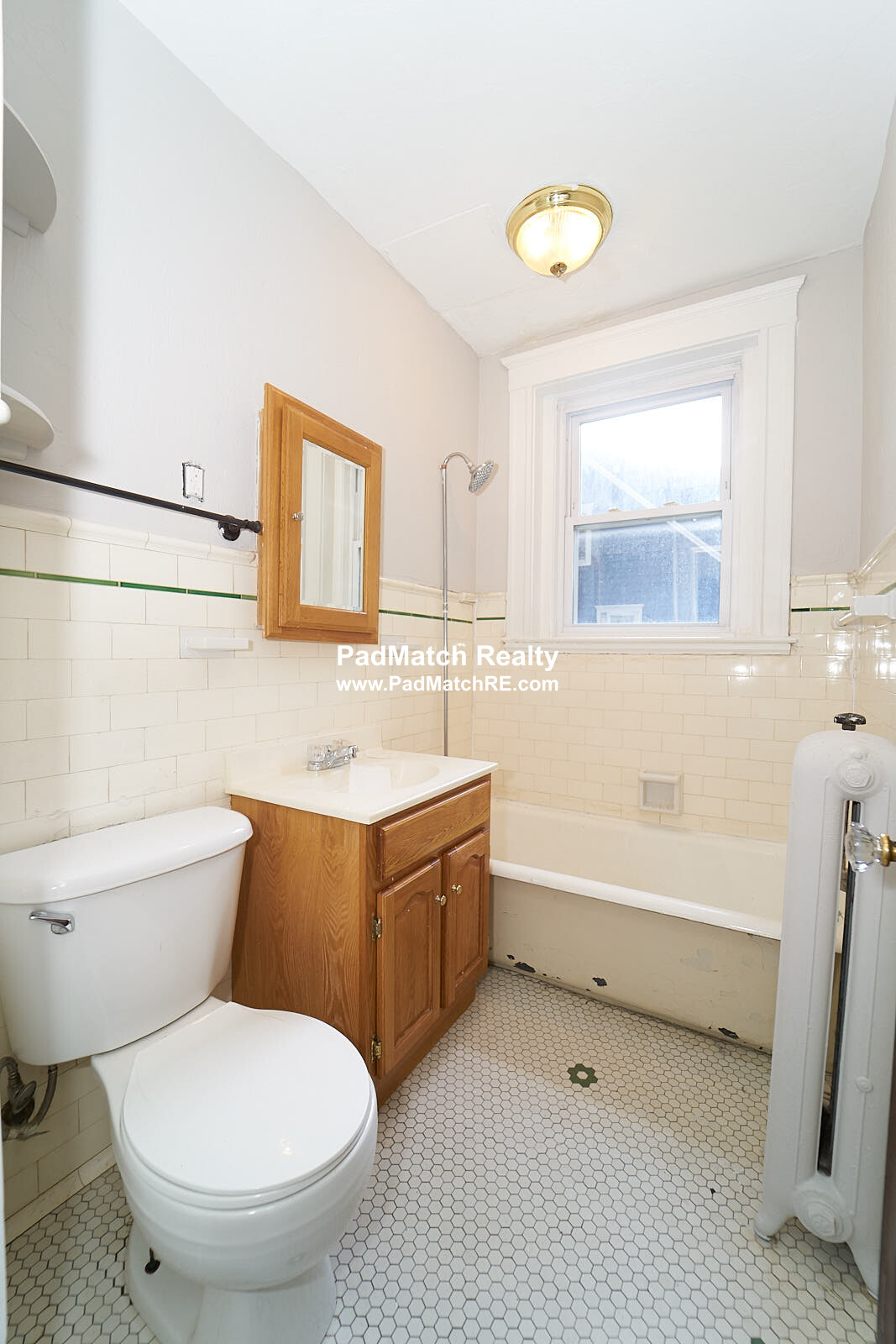 1 bed, 1 bath apartment for rent at 14 Russell St Unit 14, Quincy — photo 9 of 13