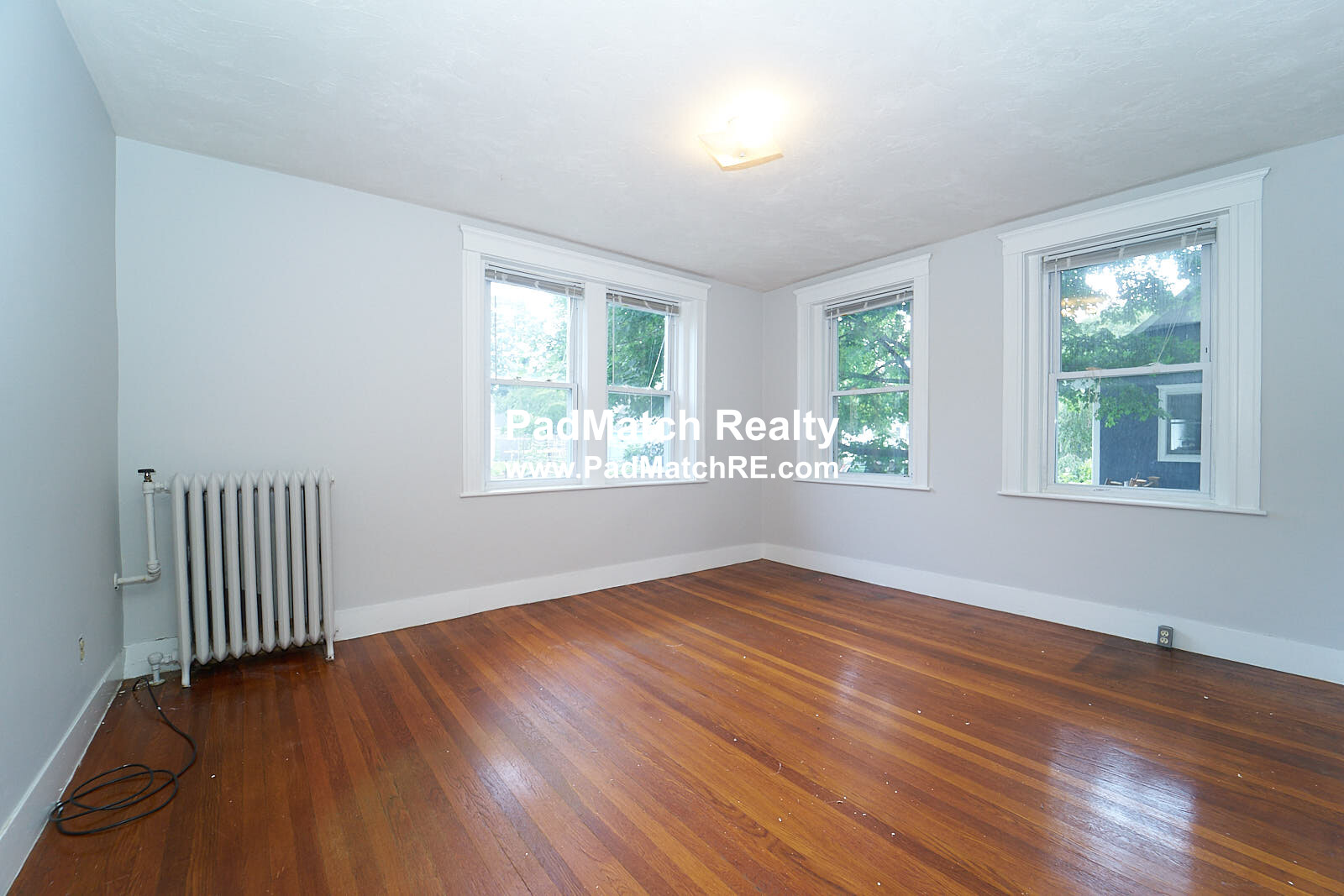 1 bed, 1 bath apartment for rent at 14 Russell St Unit 14, Quincy — photo 1 of 13