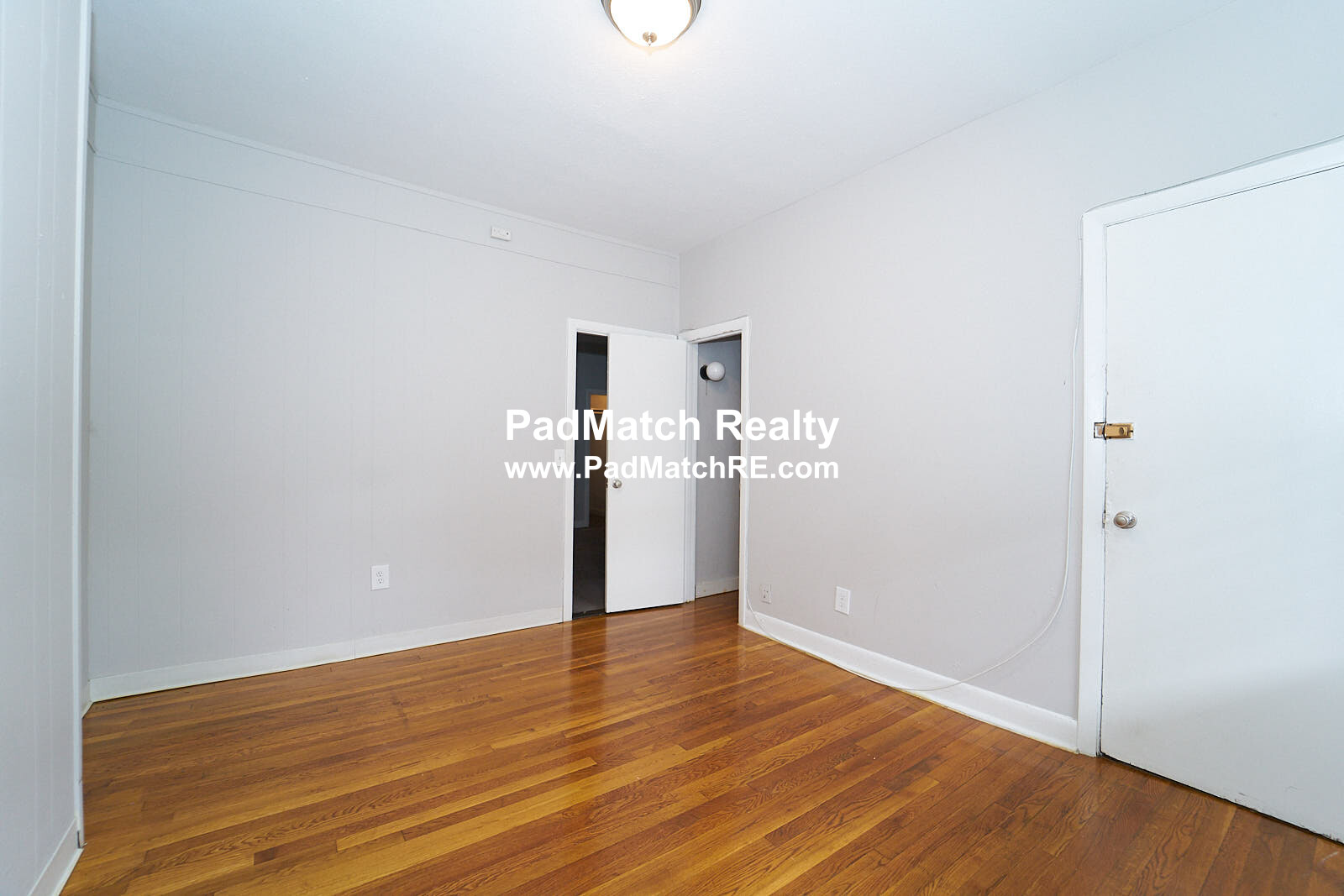 10 Hyde Park Ave, Jamaica Plain