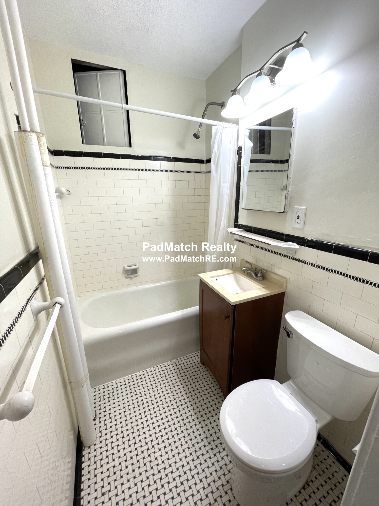 Studio bed, 1 bath apartment for rent at 349 Pleasant St Unit A1-5, Malden — photo 9 of 13