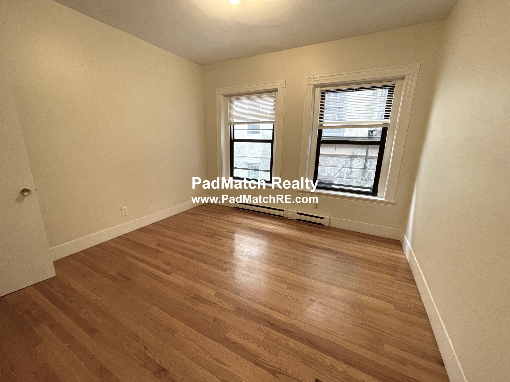 1283 Commonwealth Ave, Brighton