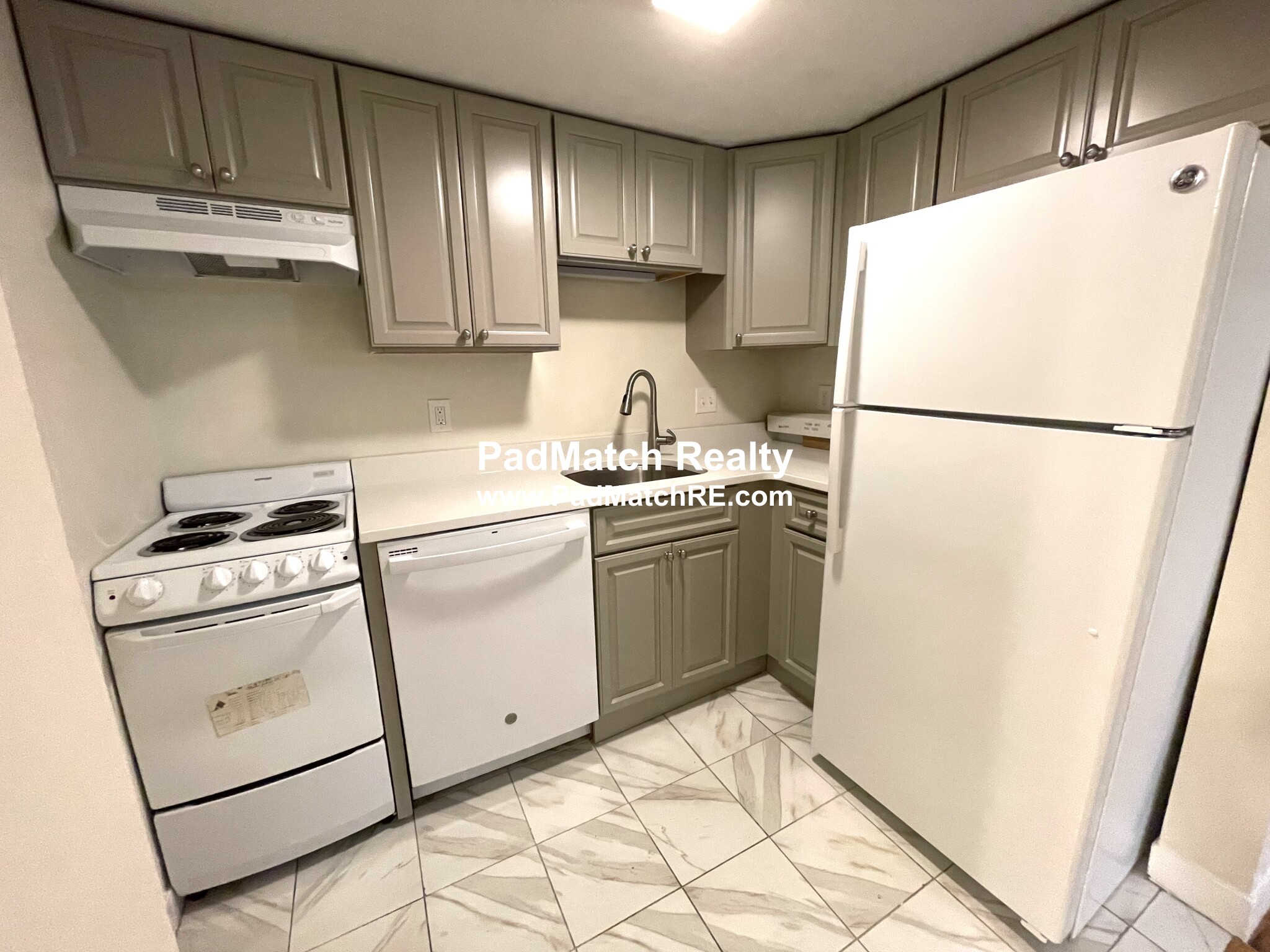 1283 Commonwealth Ave, Brighton