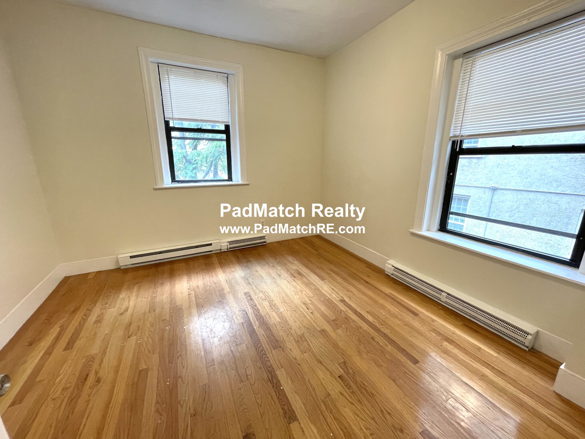 1283 Commonwealth Ave, Brighton