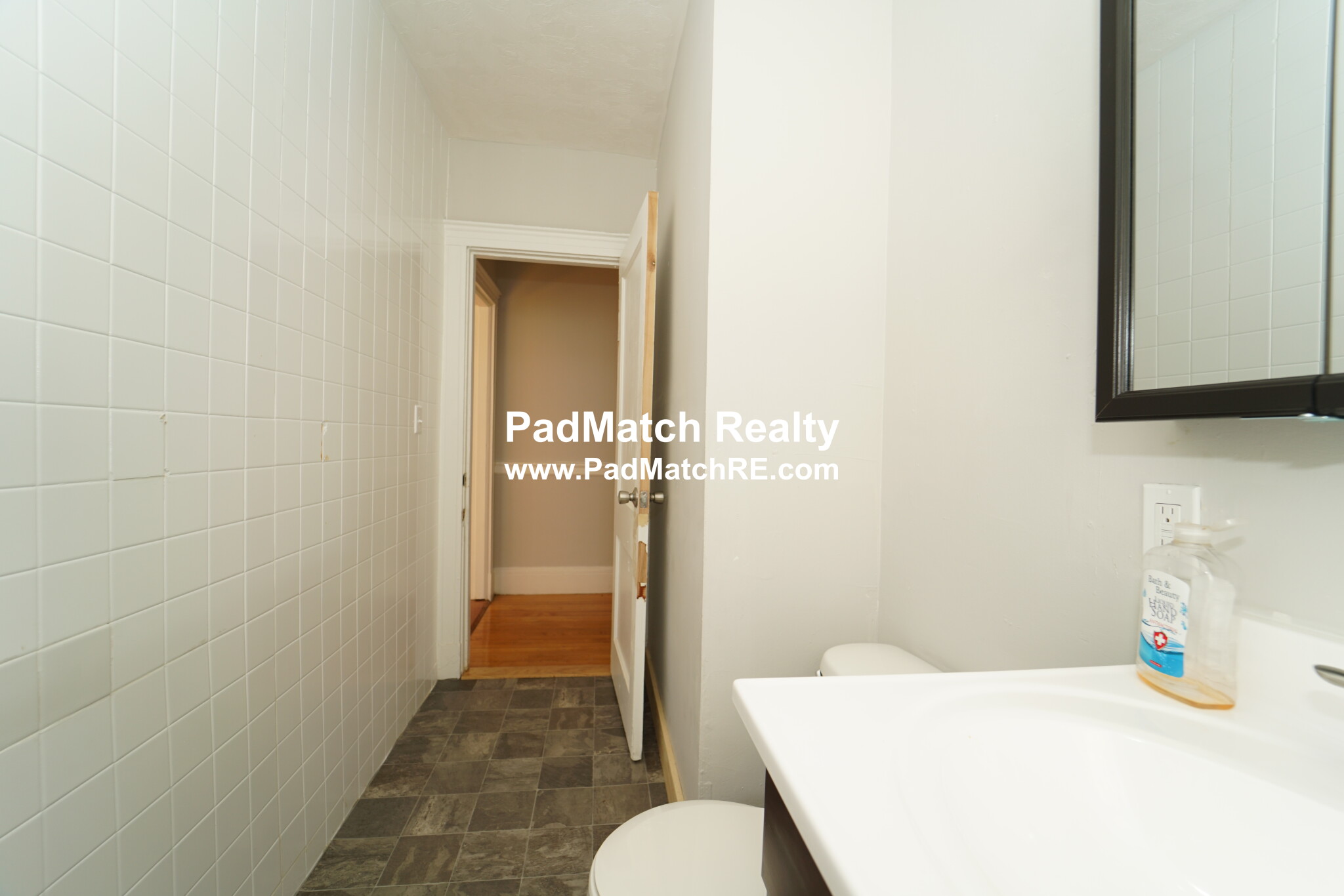 90 Cypress St, Brookline Hills