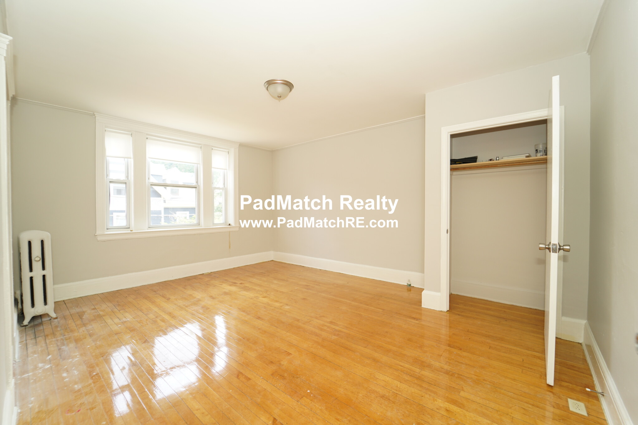 90 Cypress St, Brookline Hills