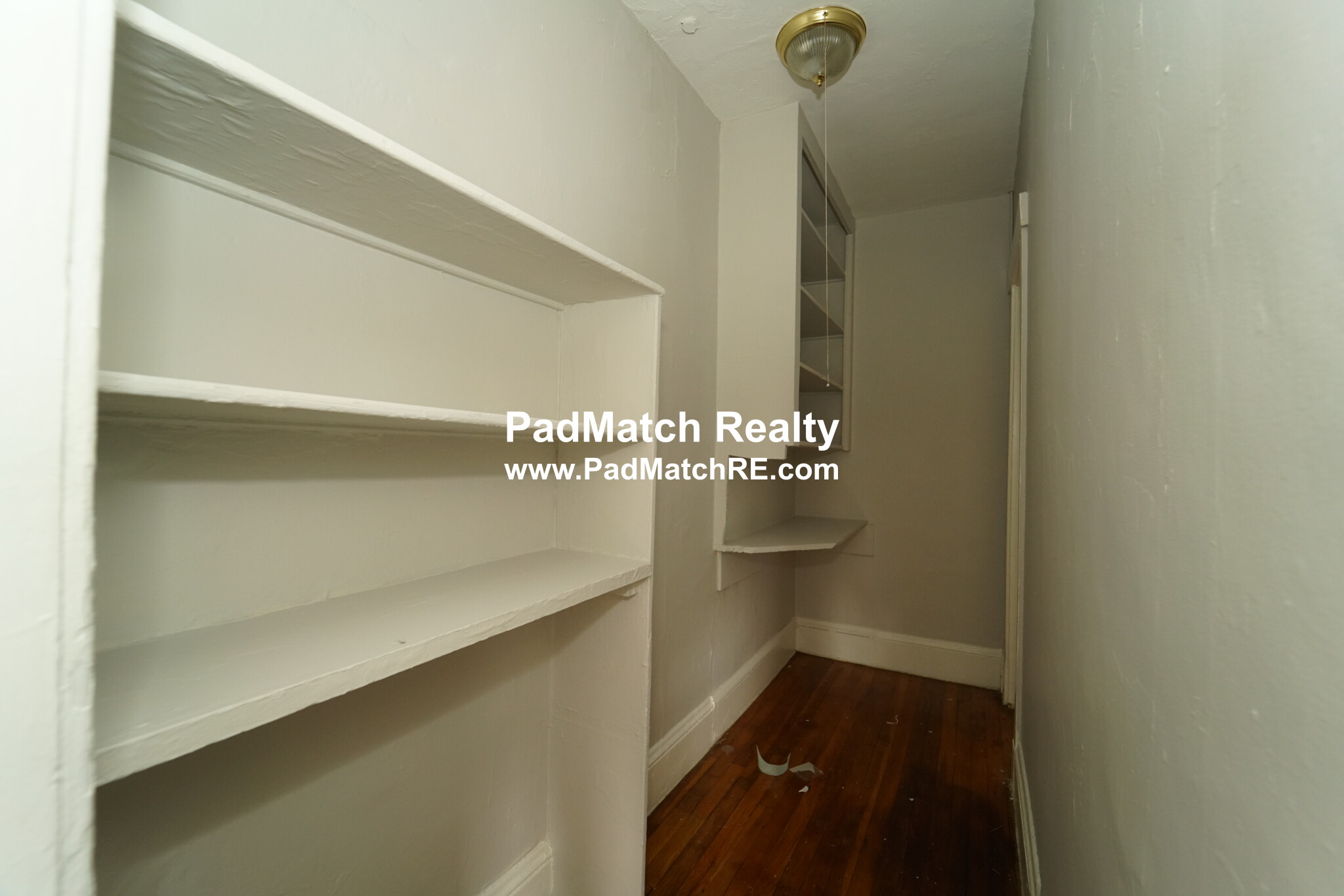 2 bed, 1 bath apartment for rent at 4076 Washington St Unit 3, Roslindale — photo 4 of 16