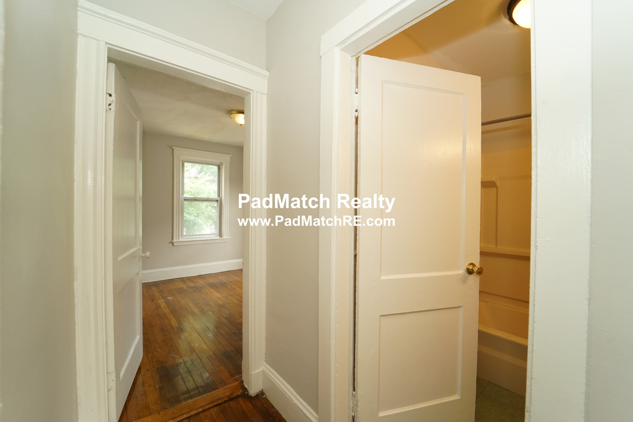 2 bed, 1 bath apartment for rent at 4076 Washington St Unit 3, Roslindale — photo 7 of 16