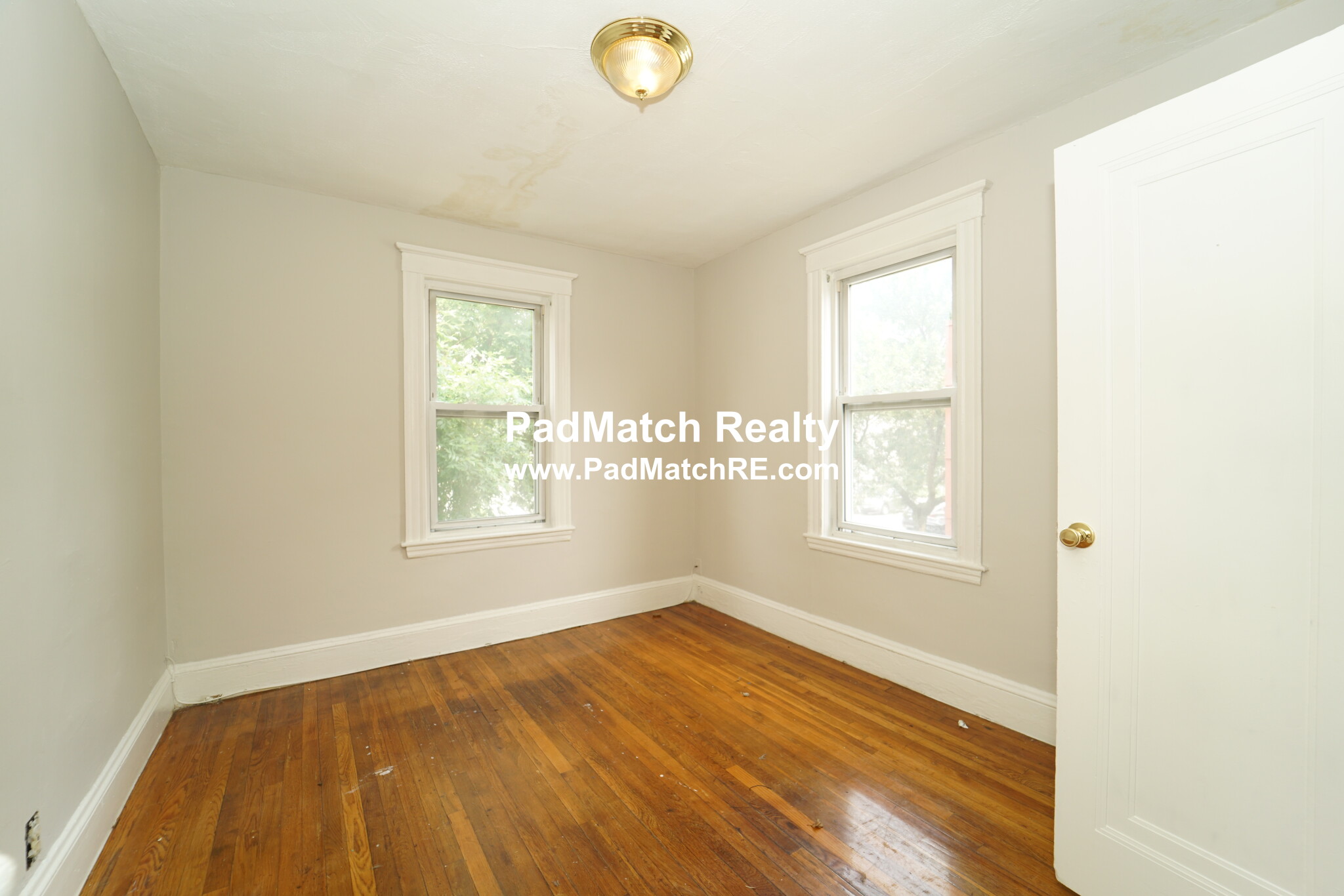 2 bed, 1 bath apartment for rent at 4076 Washington St Unit 3, Roslindale — photo 8 of 16
