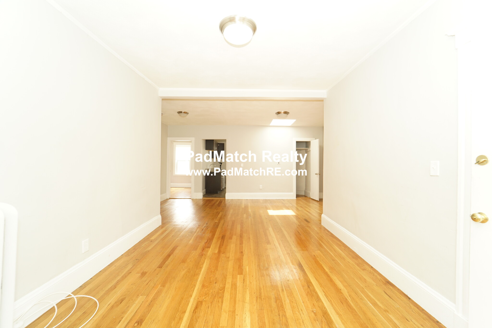 2 bed, 1 bath apartment for rent at 4076 Washington St Unit 5, Roslindale — photo 2 of 13