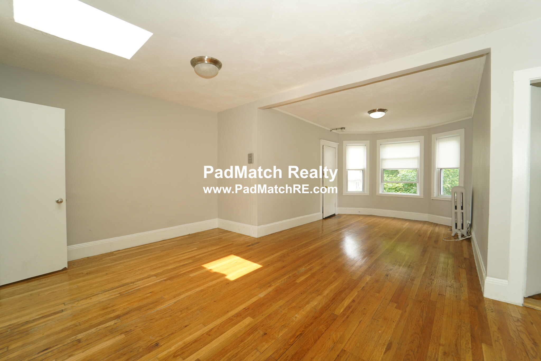 2 bed, 1 bath apartment for rent at 4076 Washington St Unit 5, Roslindale