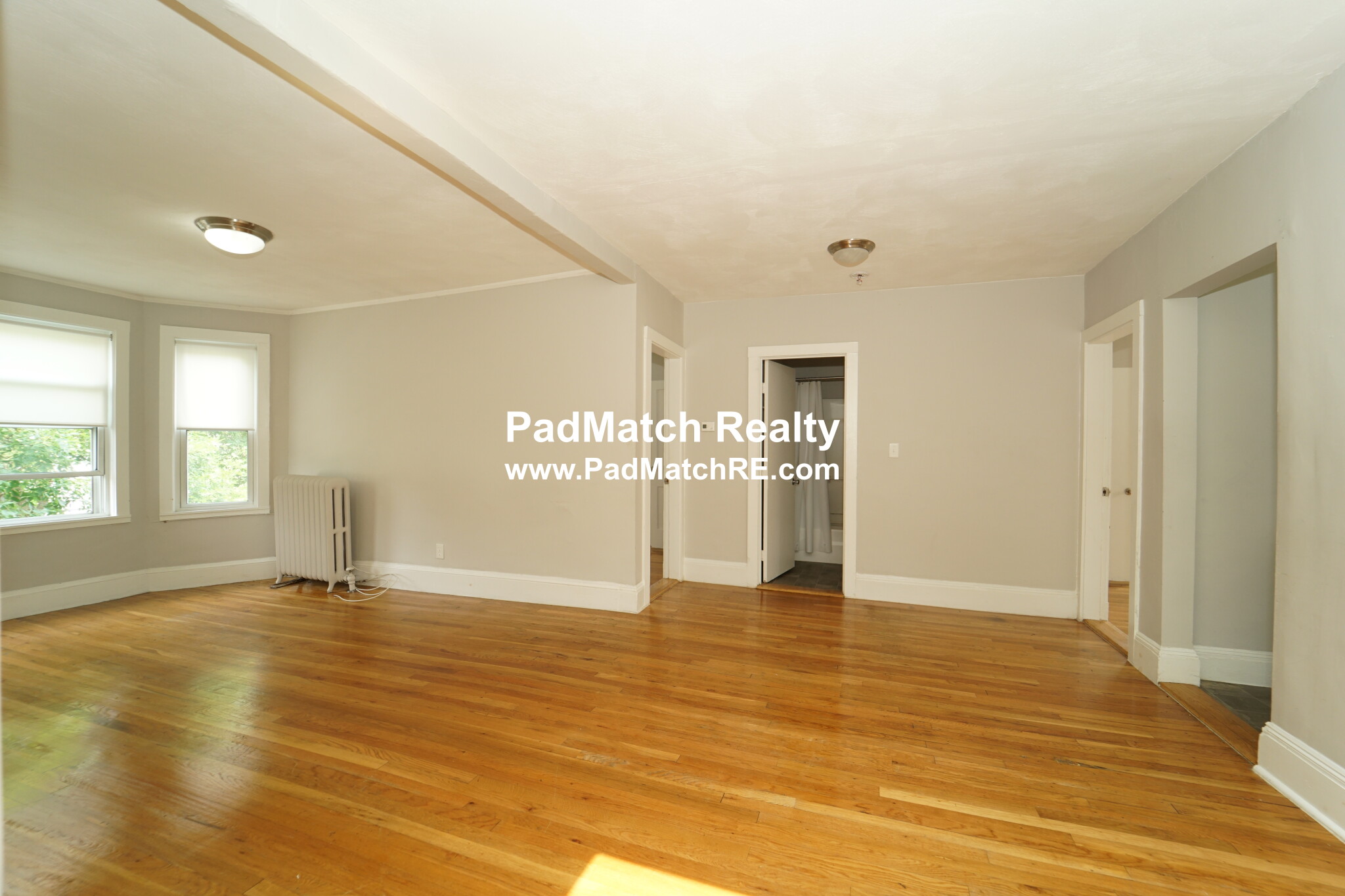 2 bed, 1 bath apartment for rent at 4076 Washington St Unit 5, Roslindale — photo 3 of 13