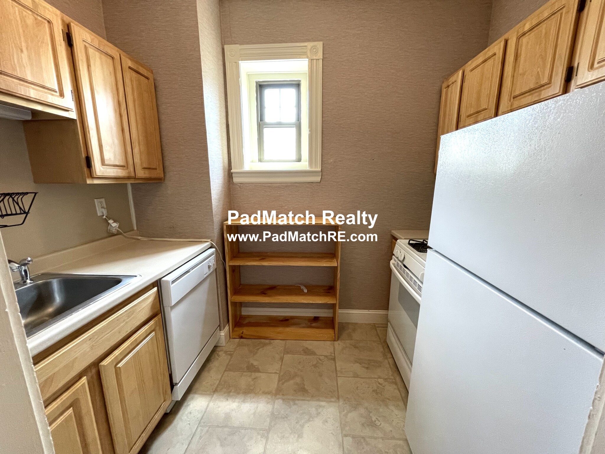 109 Saint Paul St, Longwood