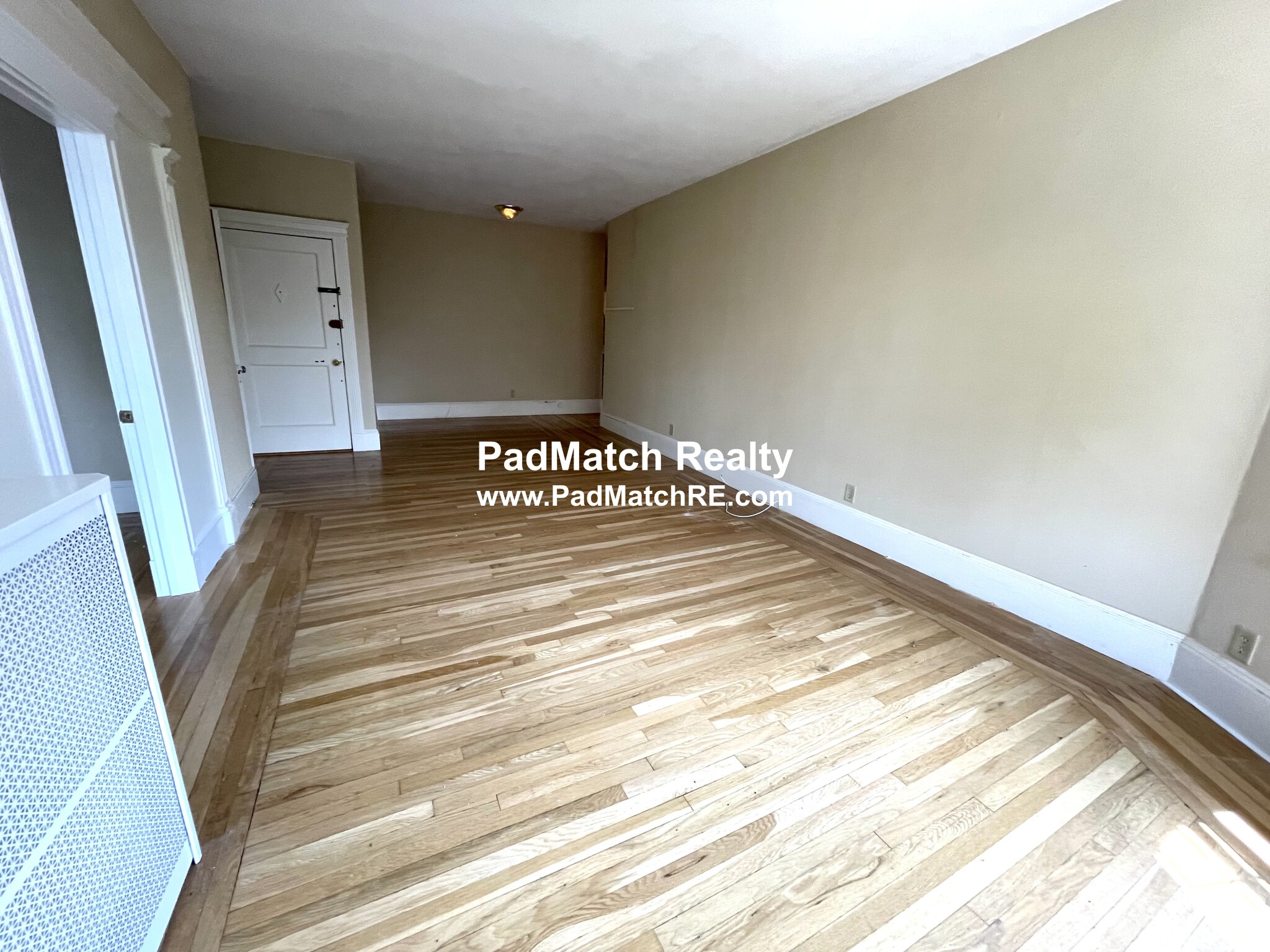 109 Saint Paul St, Longwood