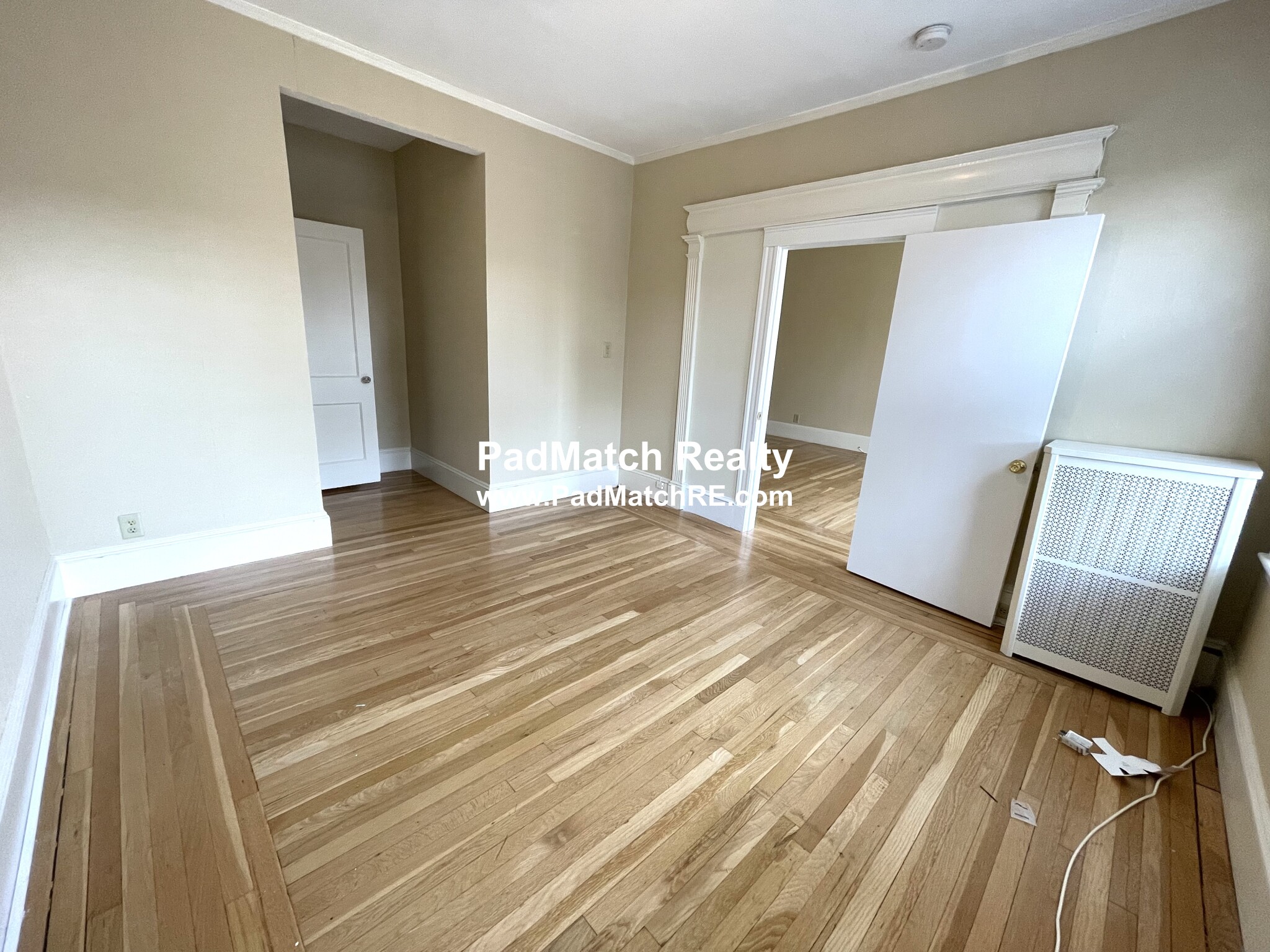 109 Saint Paul St, Longwood