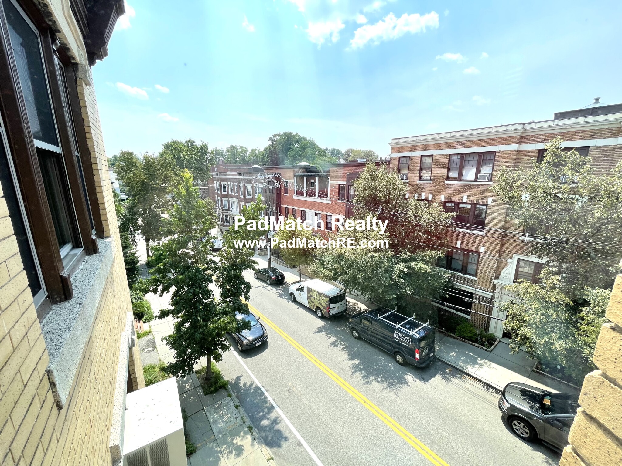 109 Saint Paul St, Longwood