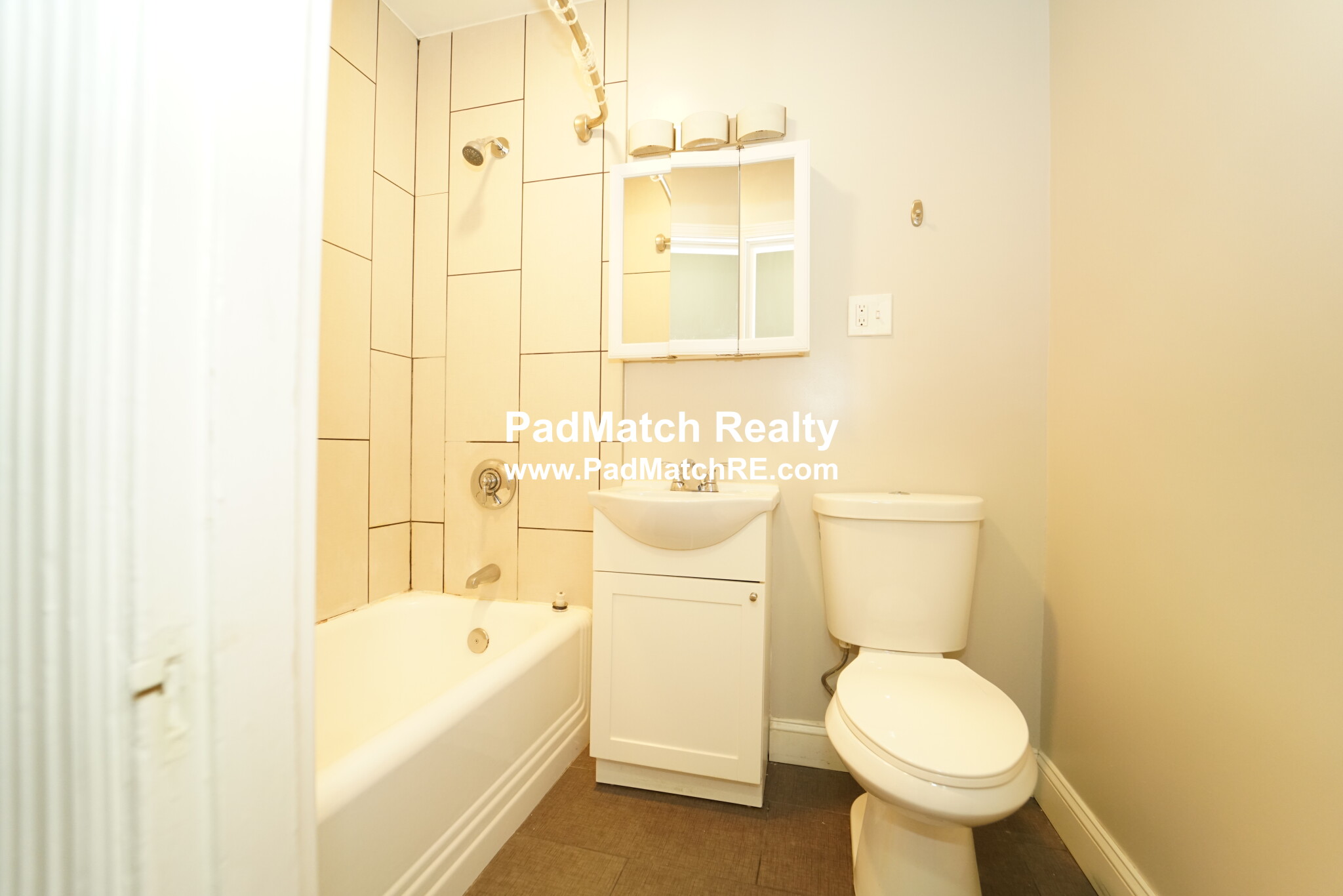 9 Sewall Ave, Coolidge Corner