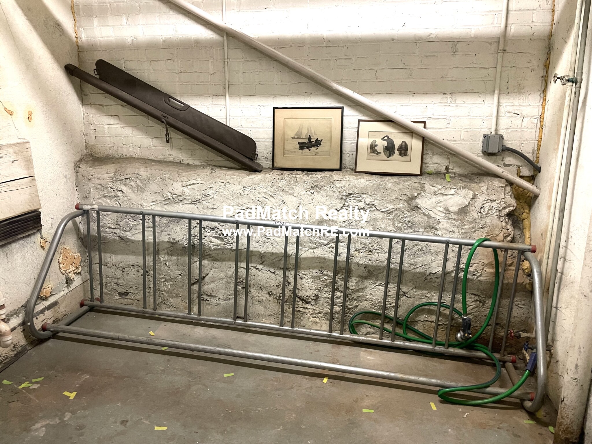 109 Saint Paul St, Longwood