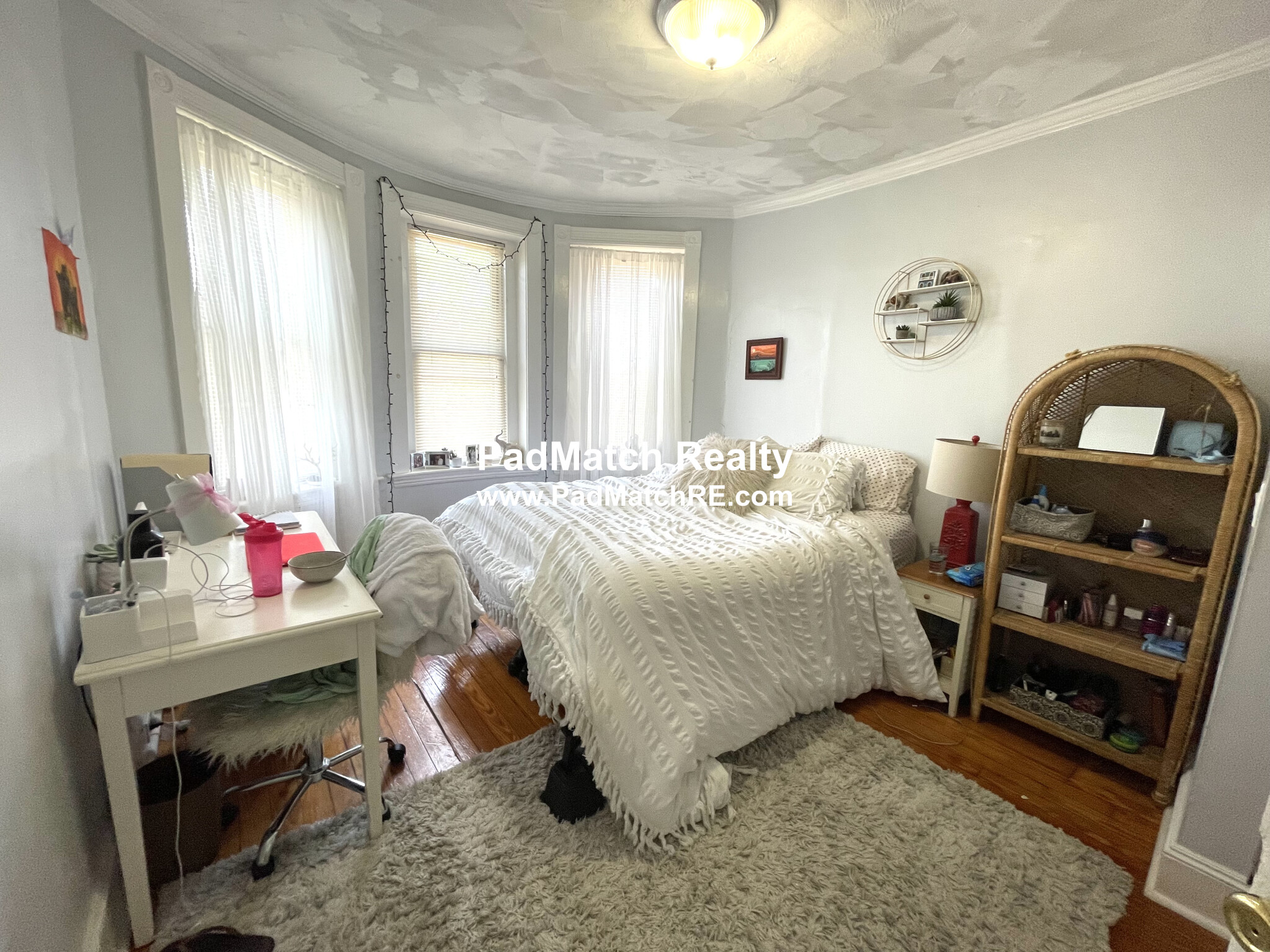 4 bed, 1 bath apartment for rent at 858 Huntington Ave Unit 3, Mission Hill — photo 9 of 18