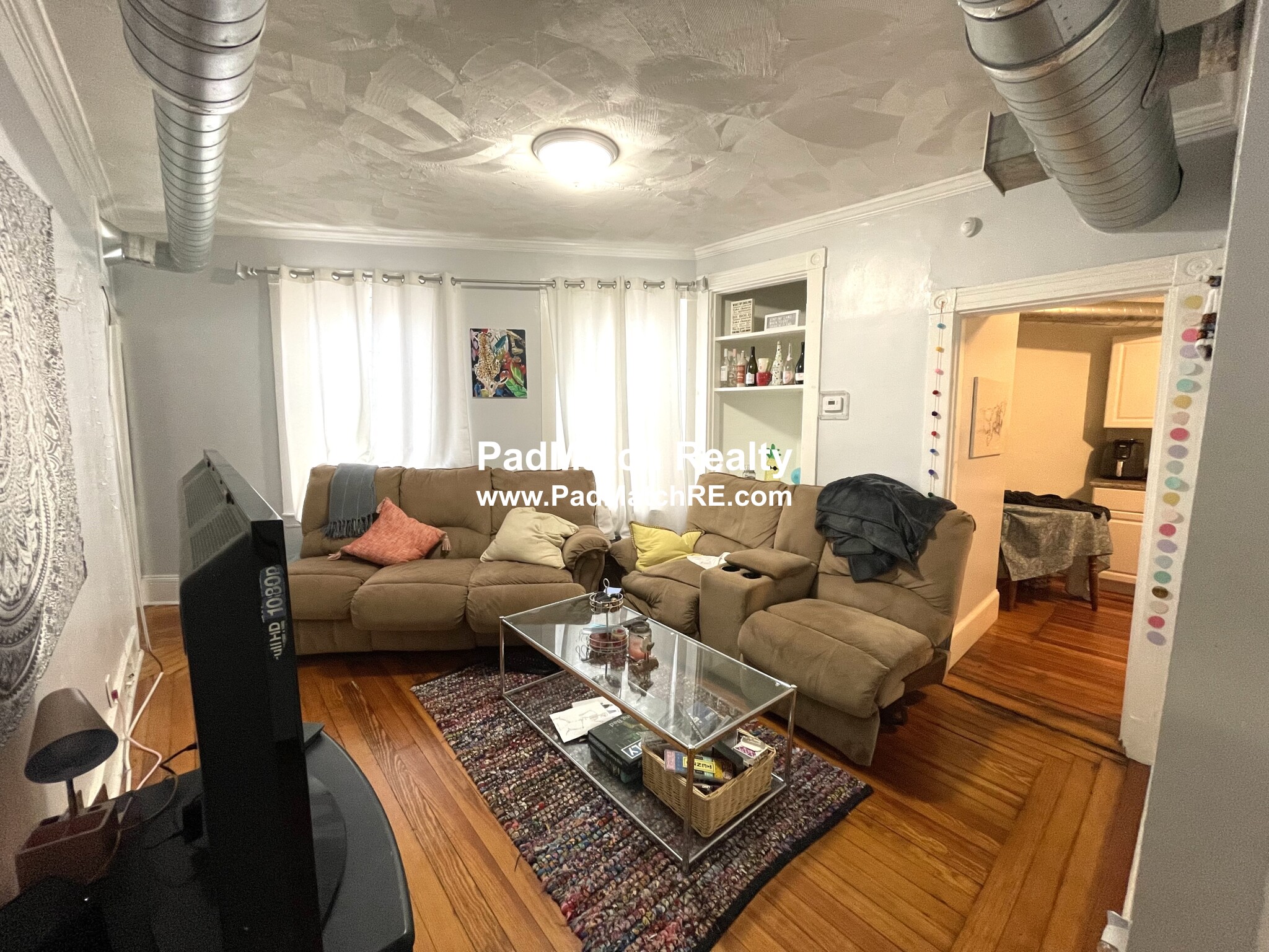 4 bed, 1 bath apartment for rent at 858 Huntington Ave Unit 3, Mission Hill