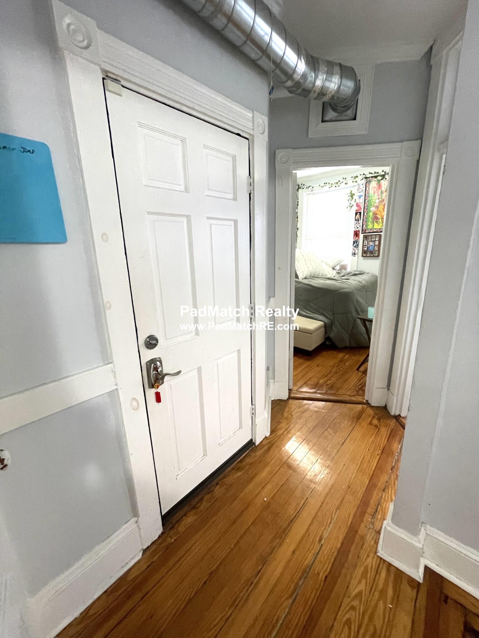 4 bed, 1 bath apartment for rent at 858 Huntington Ave Unit 3, Mission Hill — photo 4 of 18