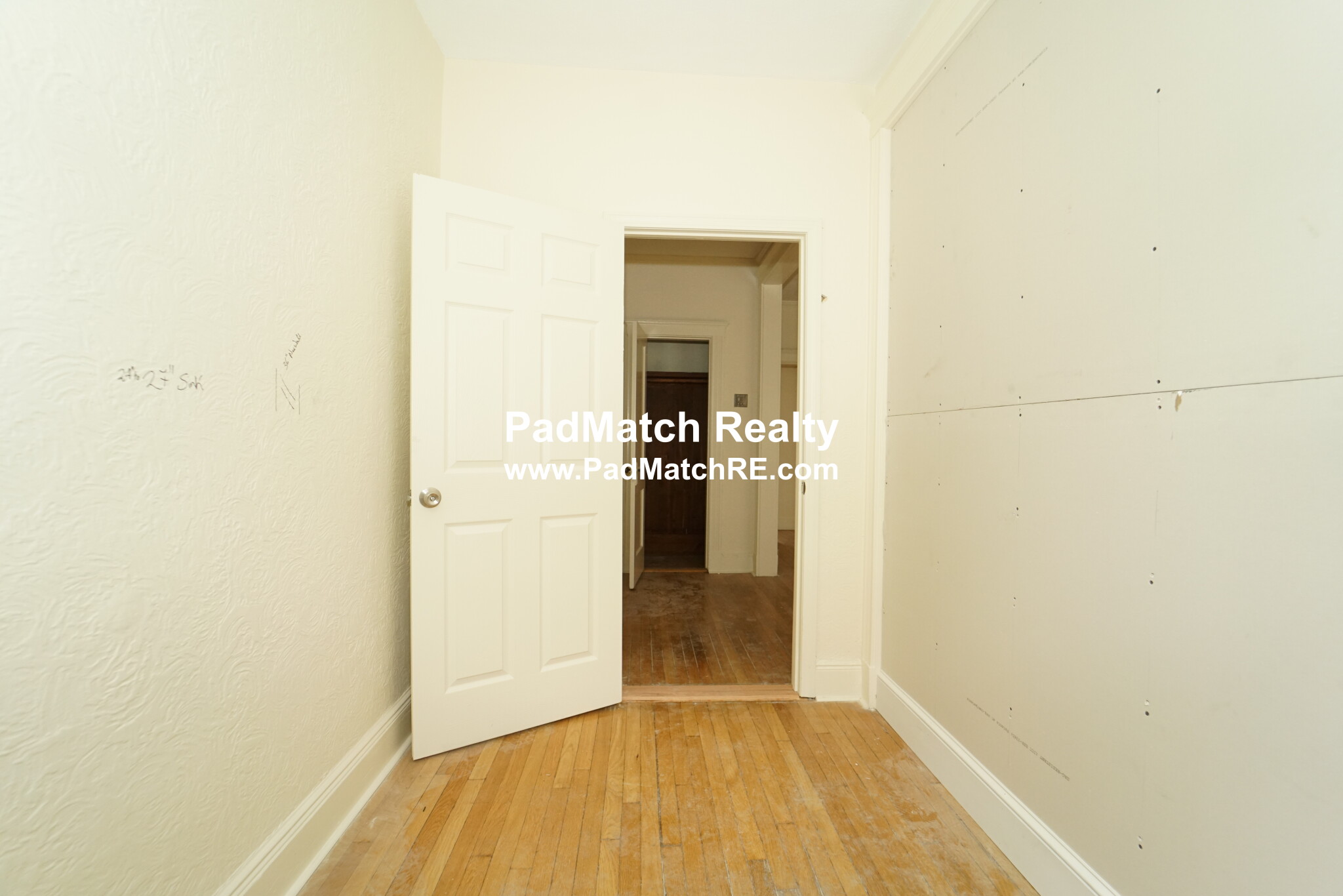 12 Alton Pl, Coolidge Corner