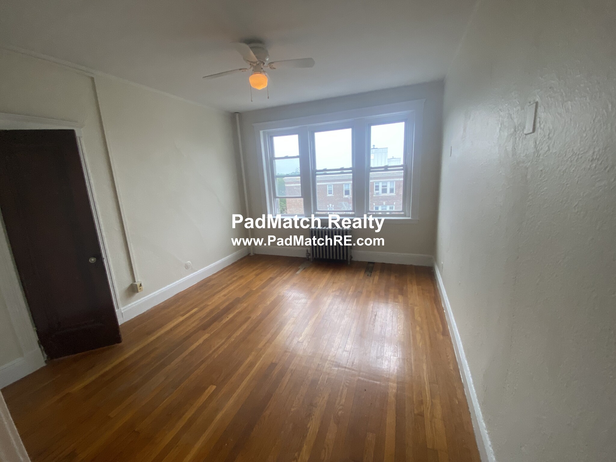 1800 Commonwealth Ave, Brighton