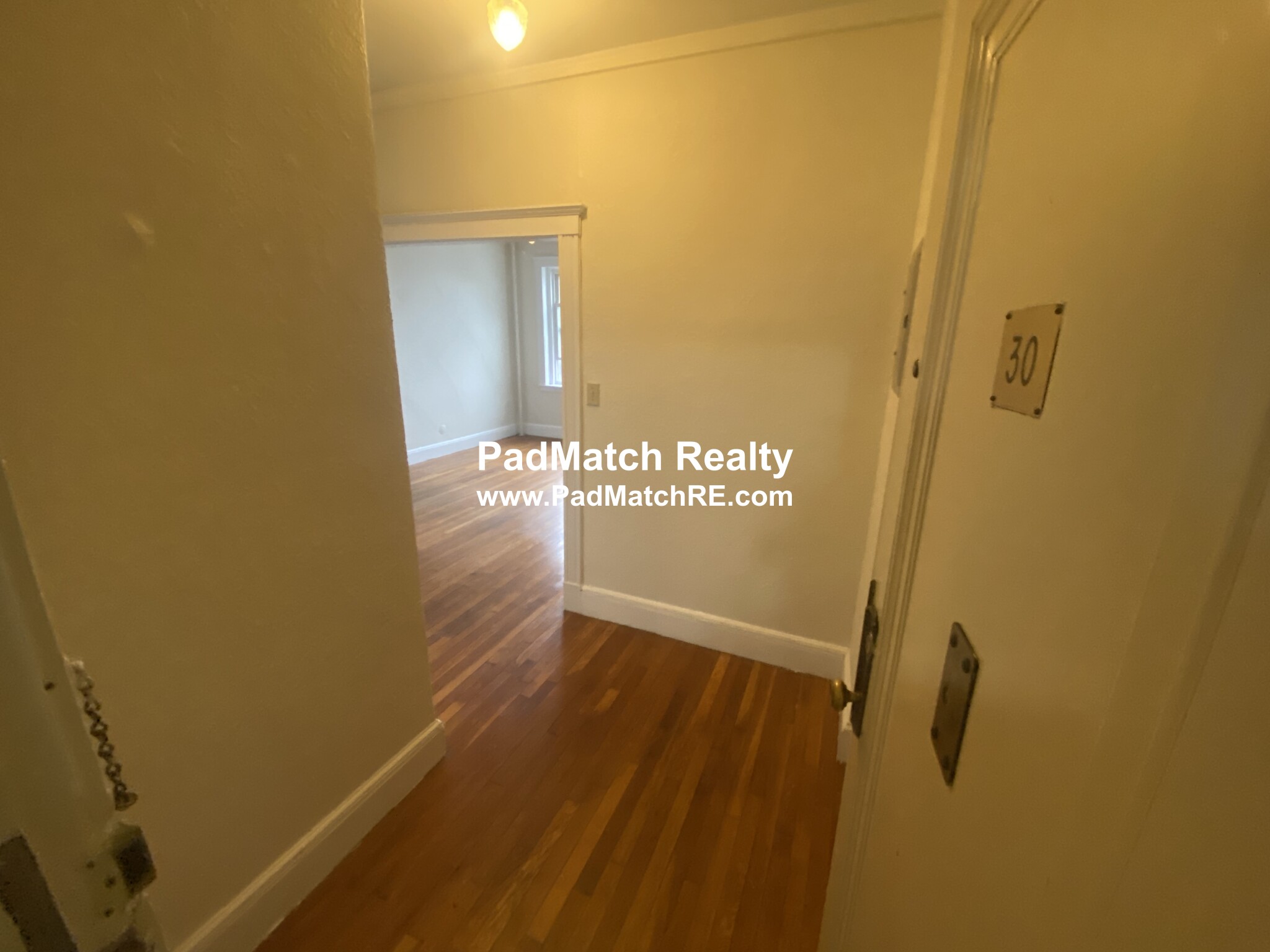 1800 Commonwealth Ave, Brighton