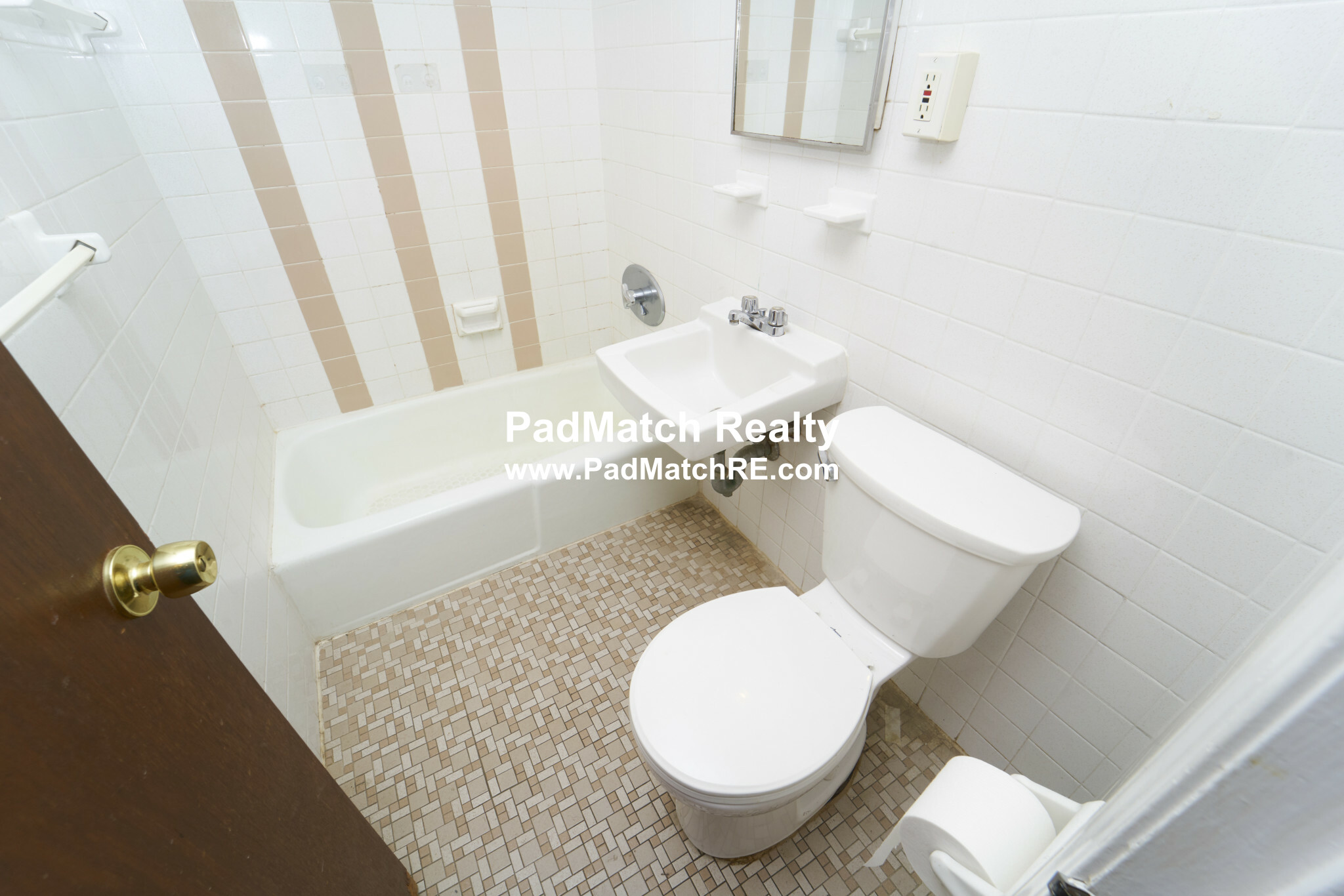 74 Huntington Ave, Mission Hill