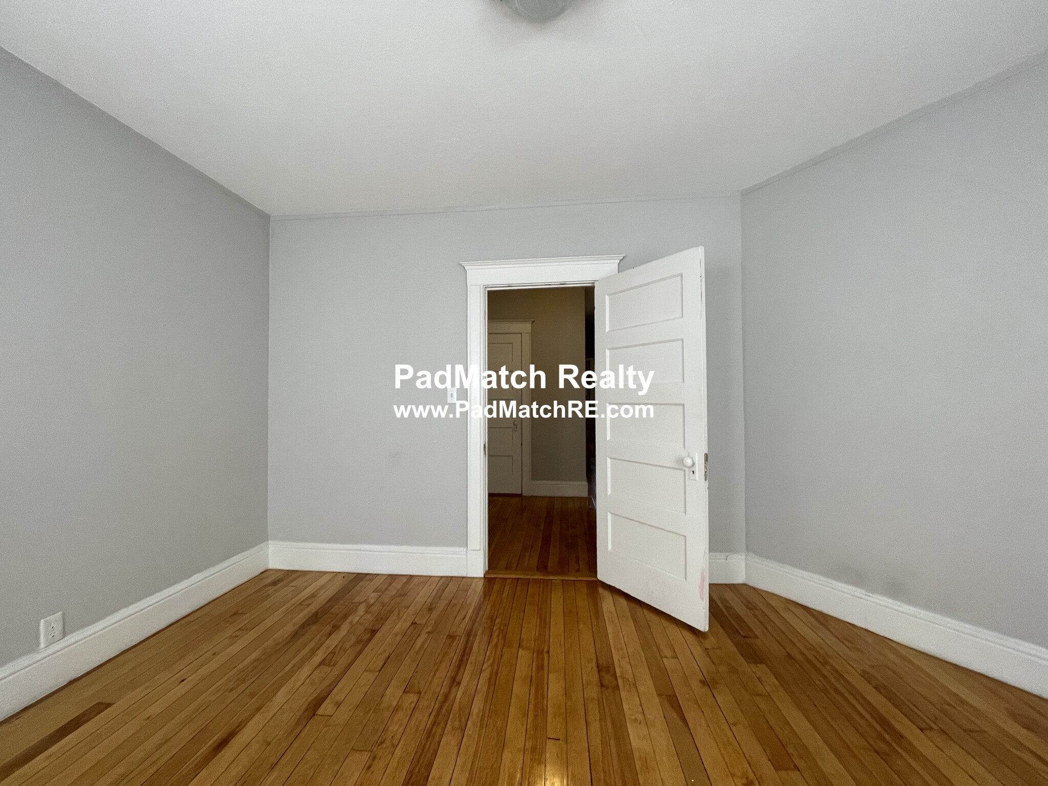 220 South St, Jamaica Plain