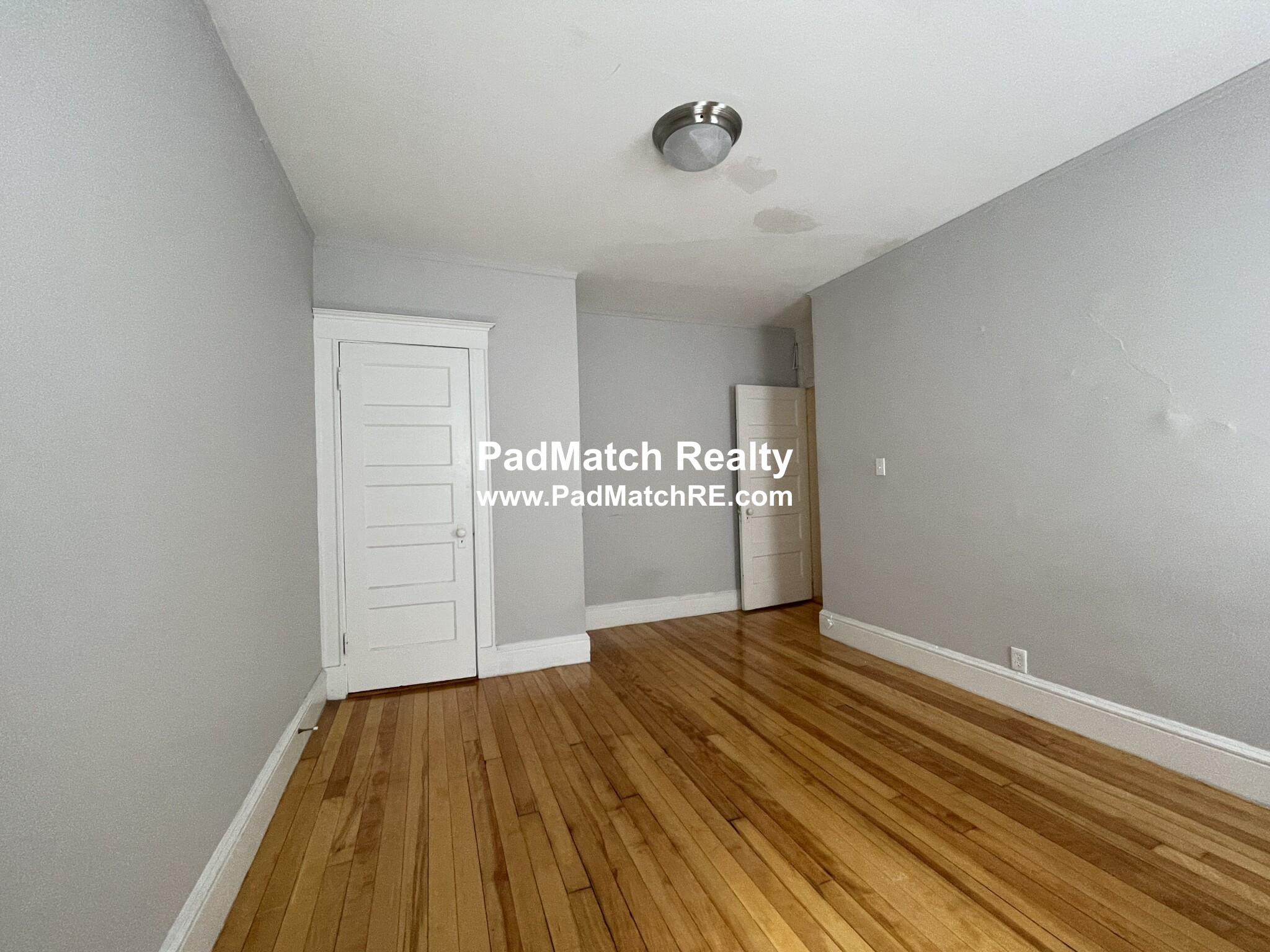 220 South St, Jamaica Plain