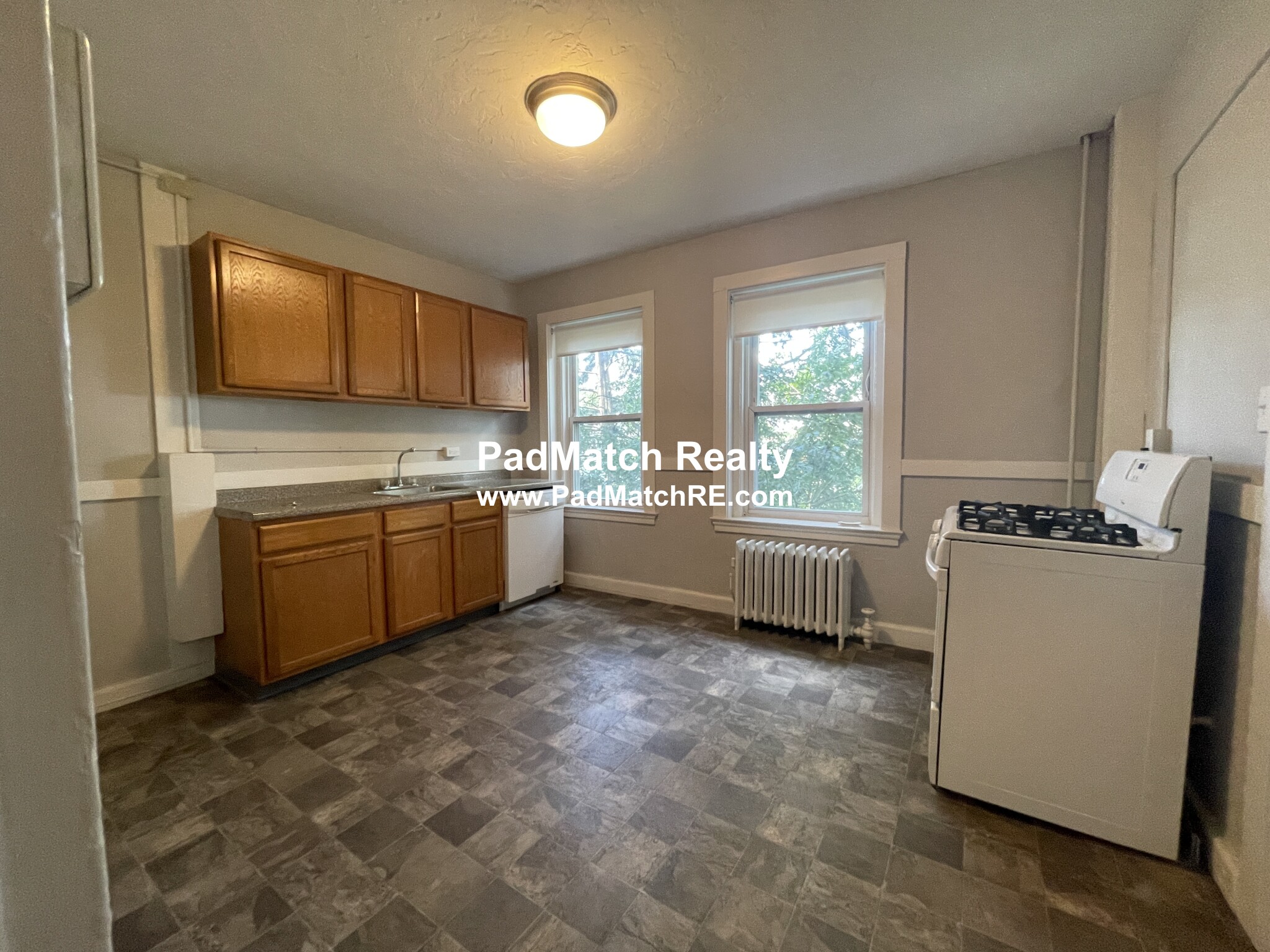 220 South St, Jamaica Plain