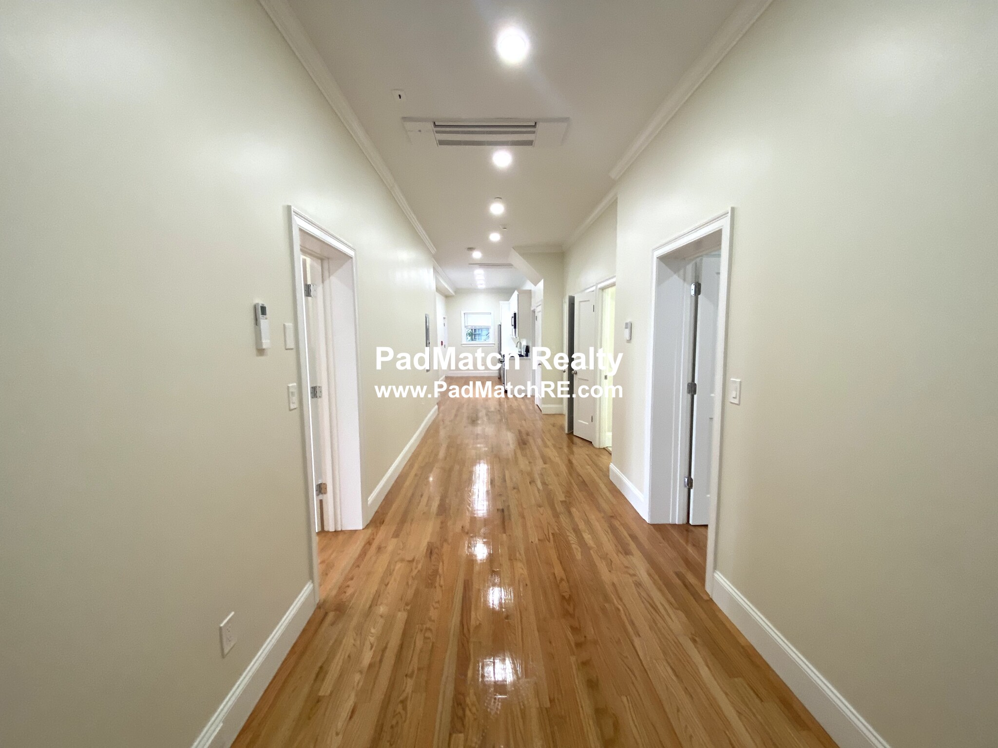 12 Harris St, Coolidge Corner