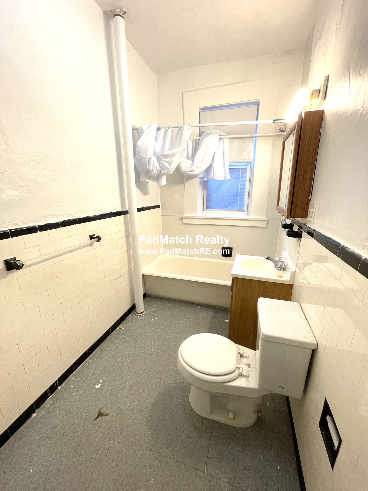 1375 Commonwealth Ave, Allston