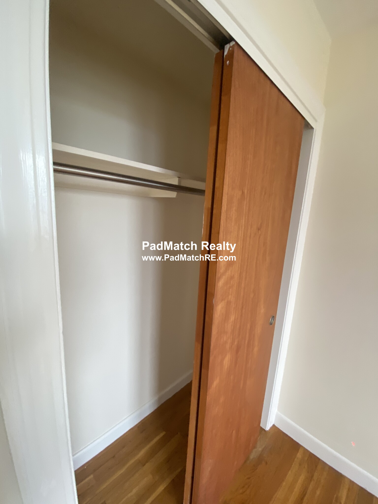 160 North Beacon St, Brighton