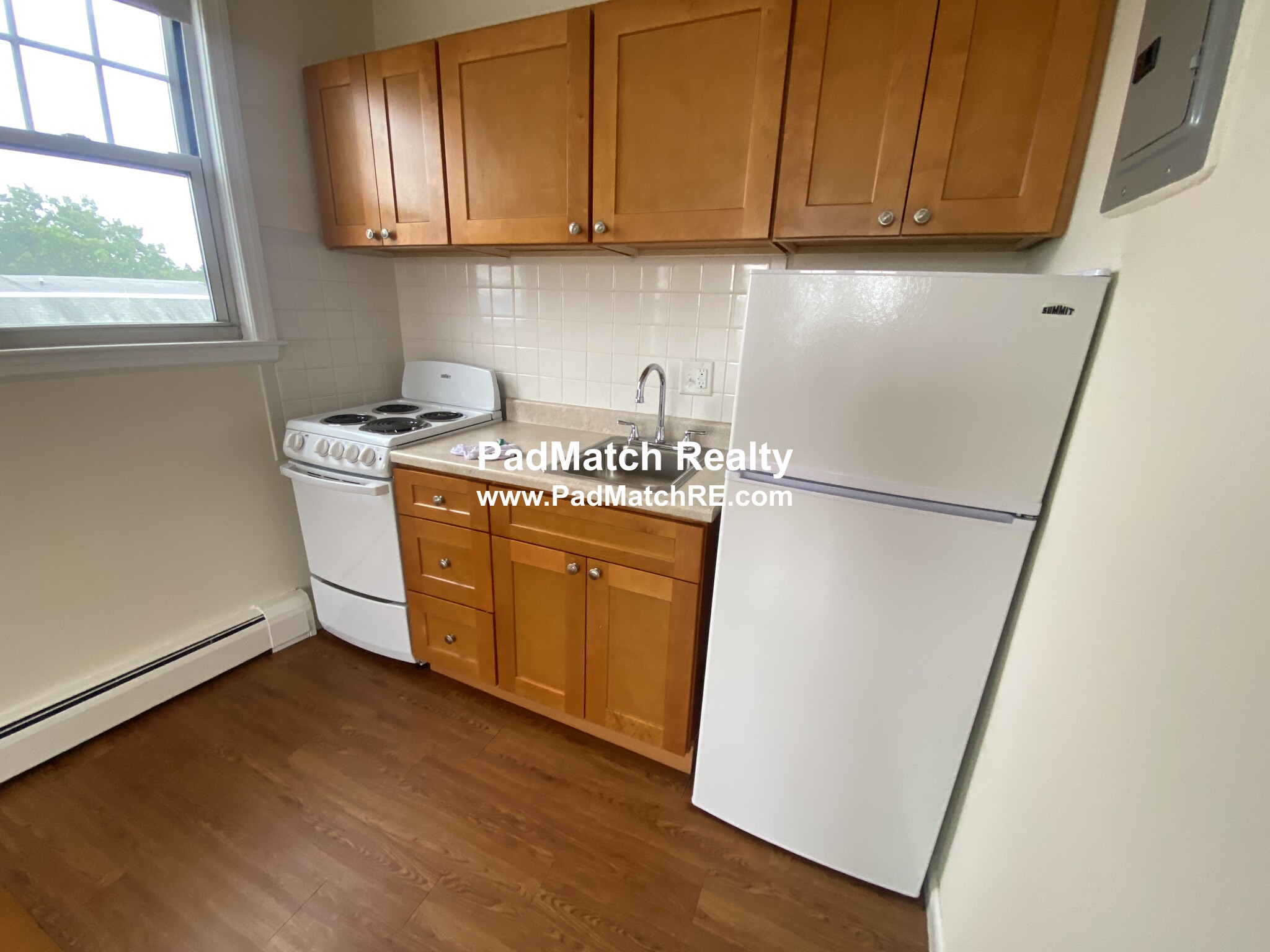 160 North Beacon St, Brighton