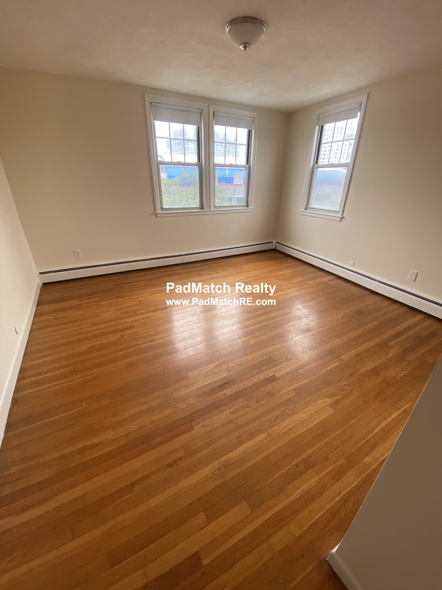 160 North Beacon St, Brighton