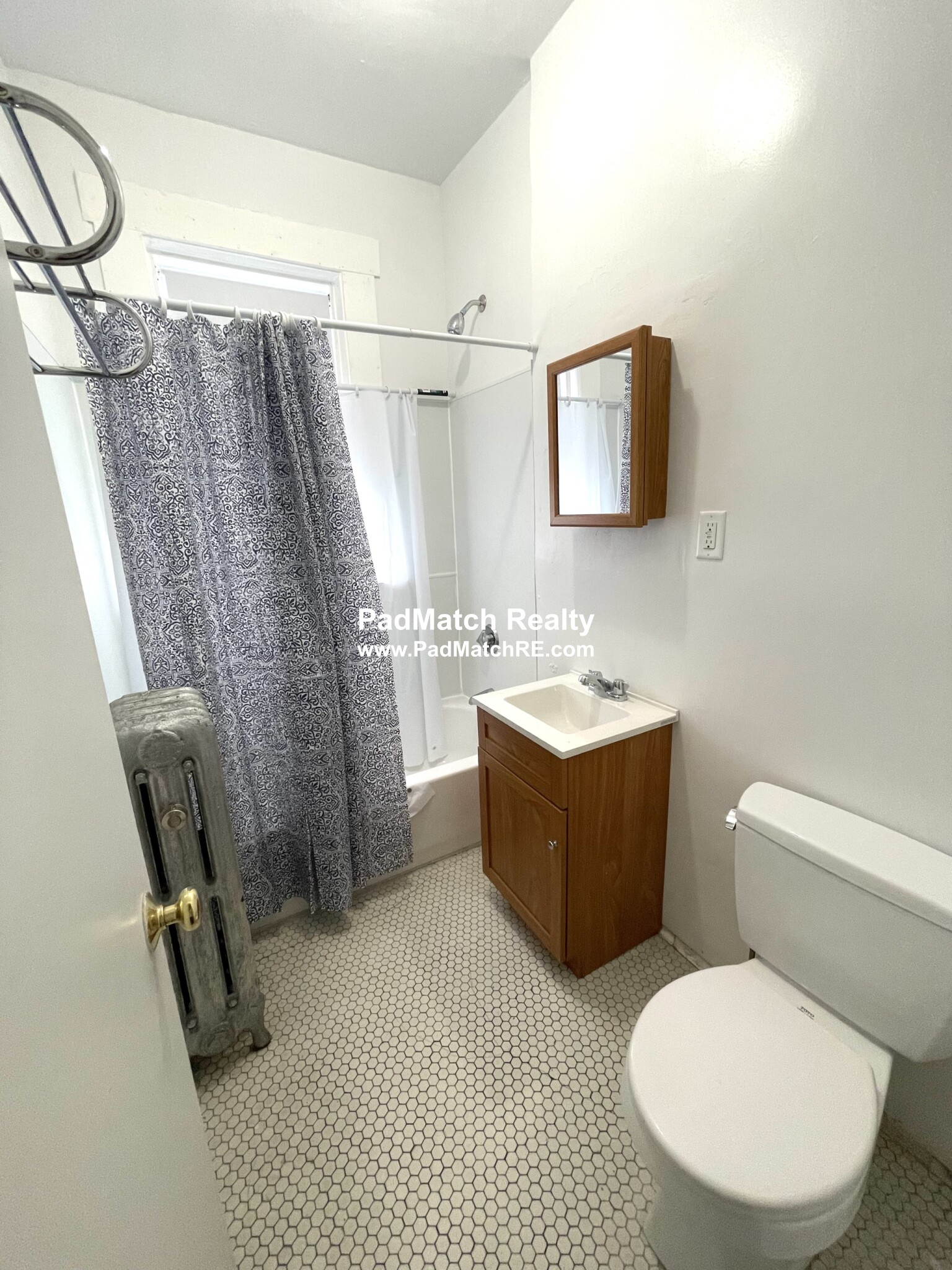 1350 Commonwealth Ave, Brighton