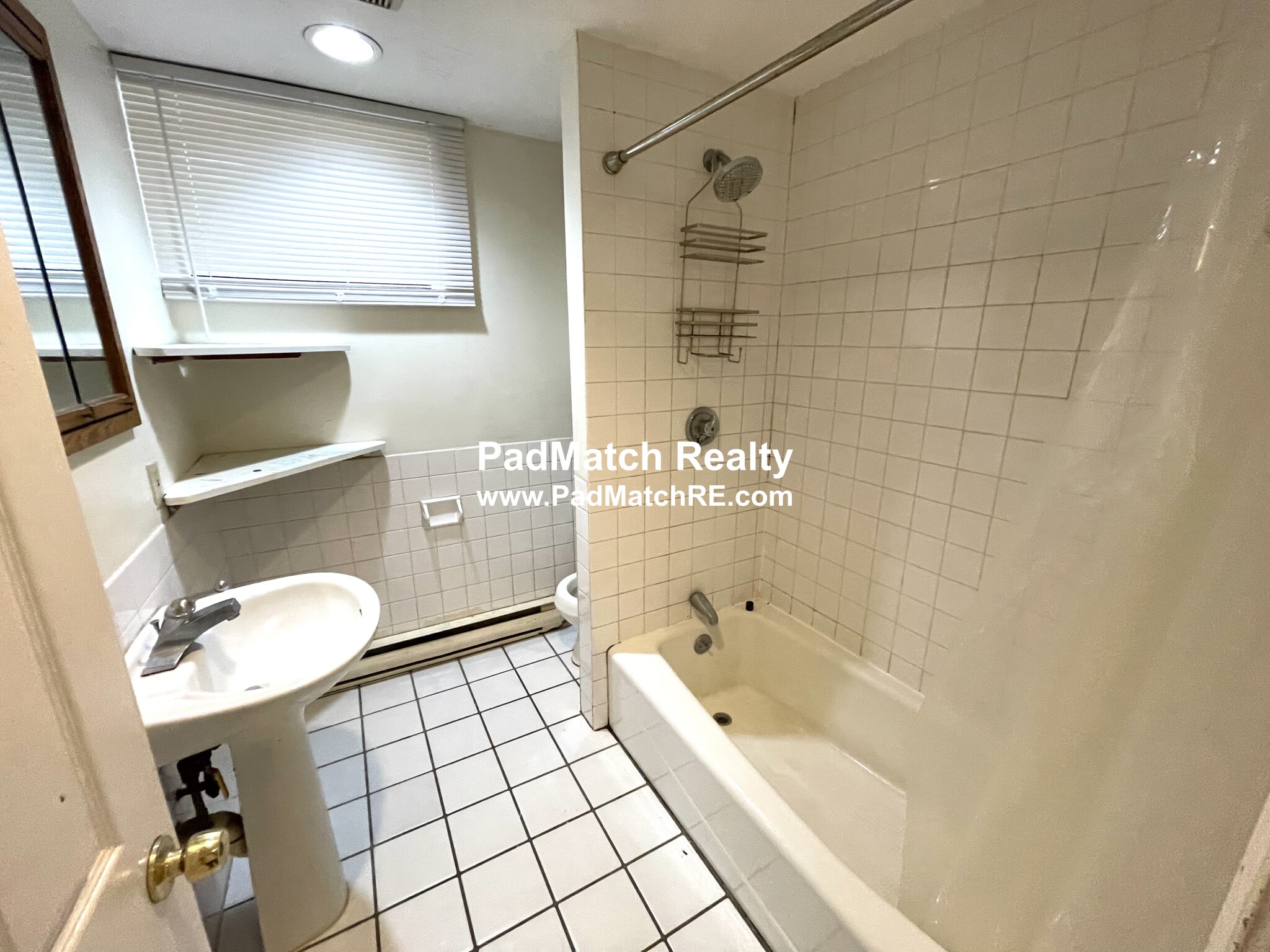 2 bed, 1 bath apartment for rent at 240 Kelton St Unit B, Allston — photo 11 of 14