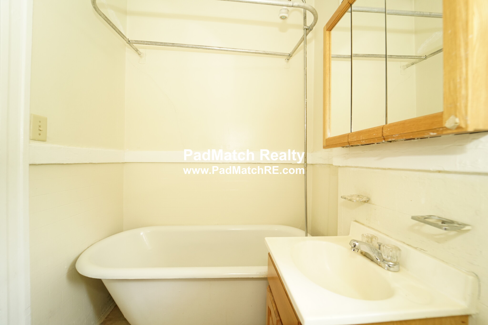 221 Kelton St, Allston